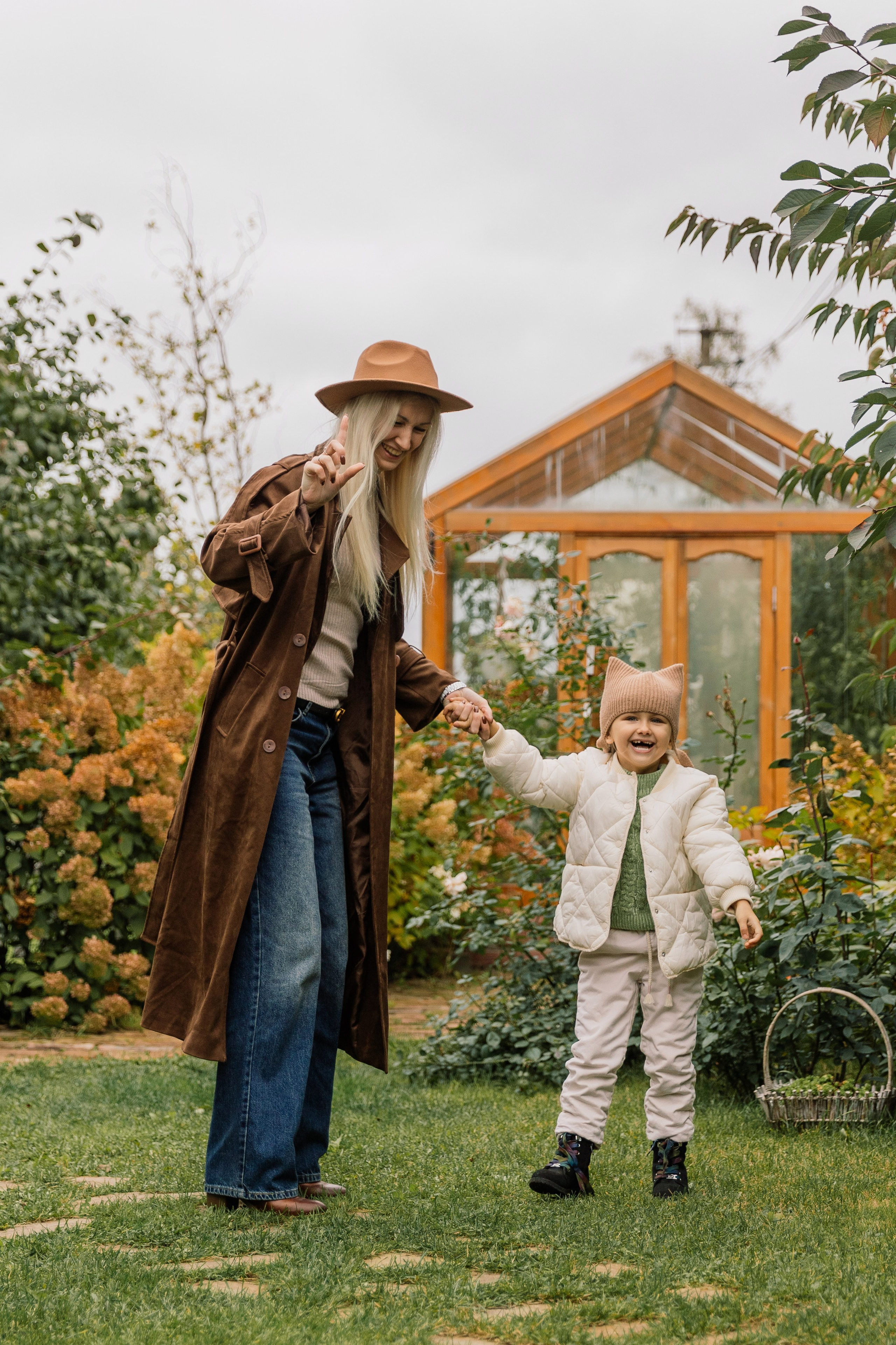 Инесса и Ульяна. Семейный фотограф Толстикова Кристина