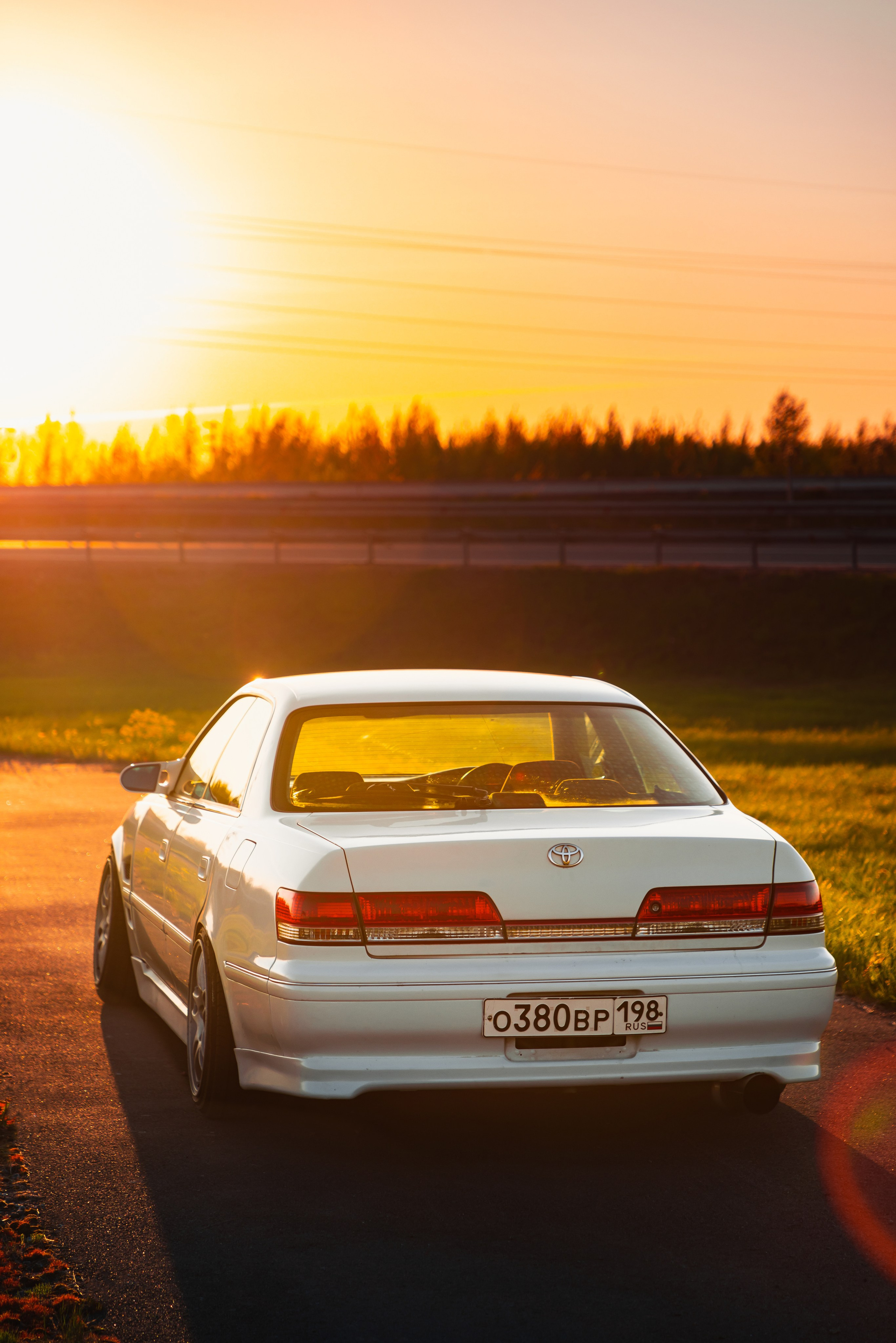 Toyota Mark II JZX100 — вид сзади
