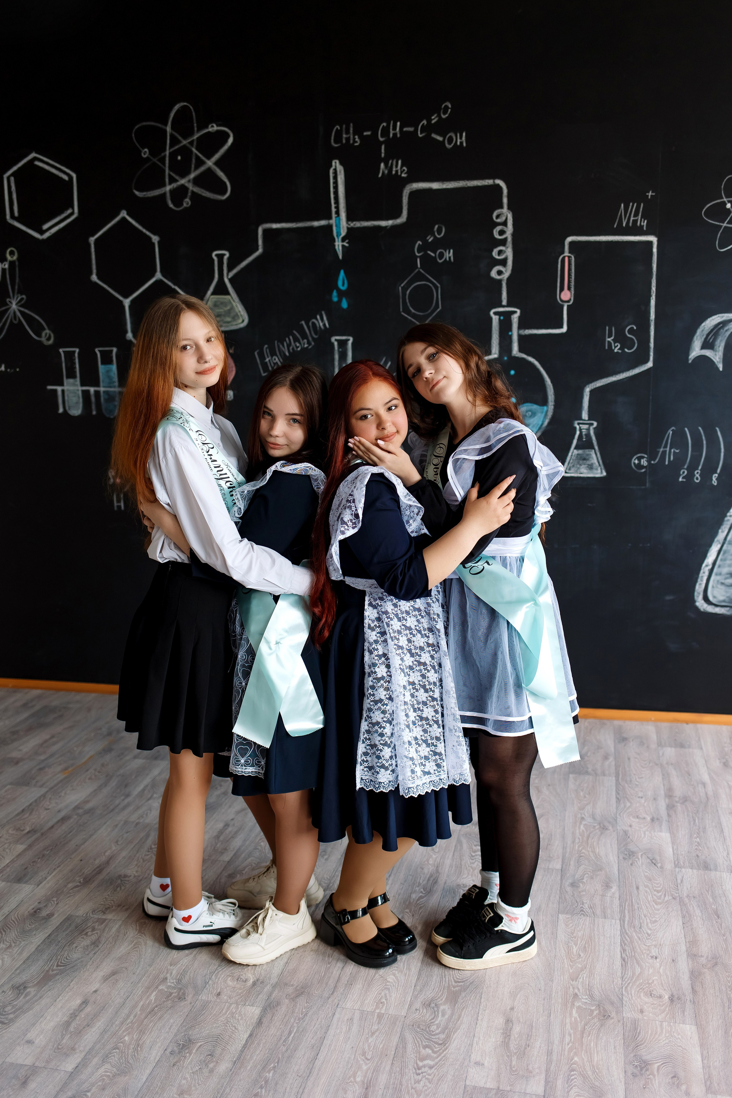 9 класс съемка в школе. Фотограф Любовь Корниенко, Примоский край