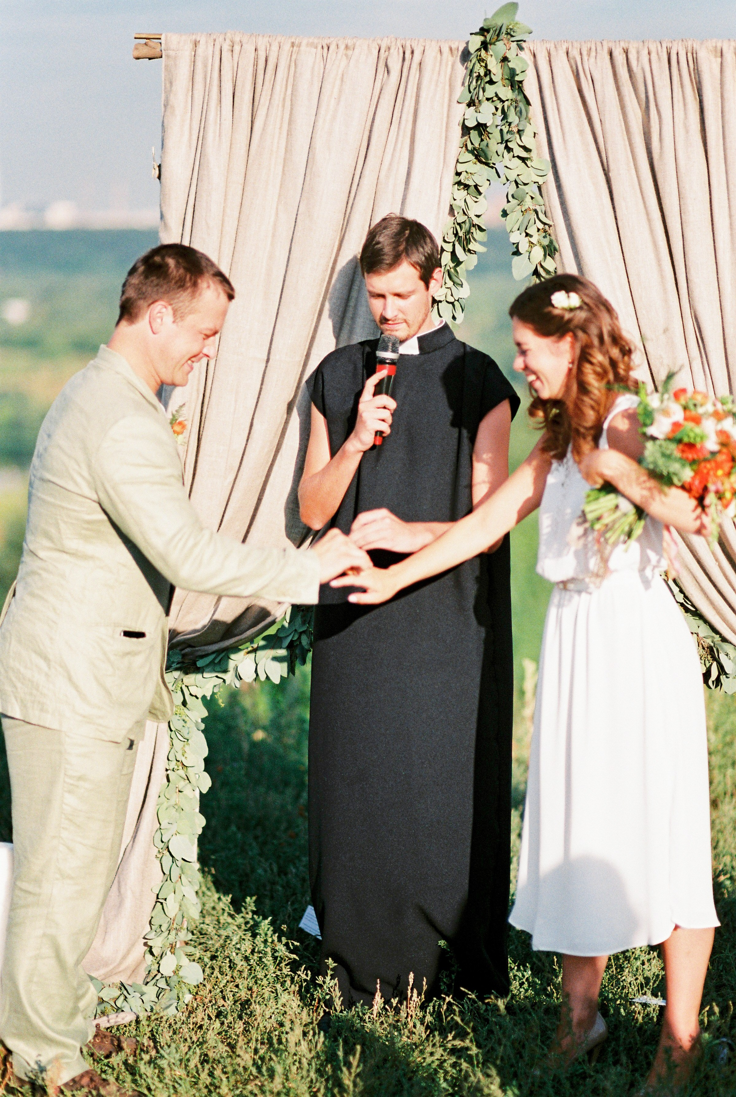 Свадебный фотограф на плёнку Москва, портретный, семейный фотограф на плёночную камеру в Москве