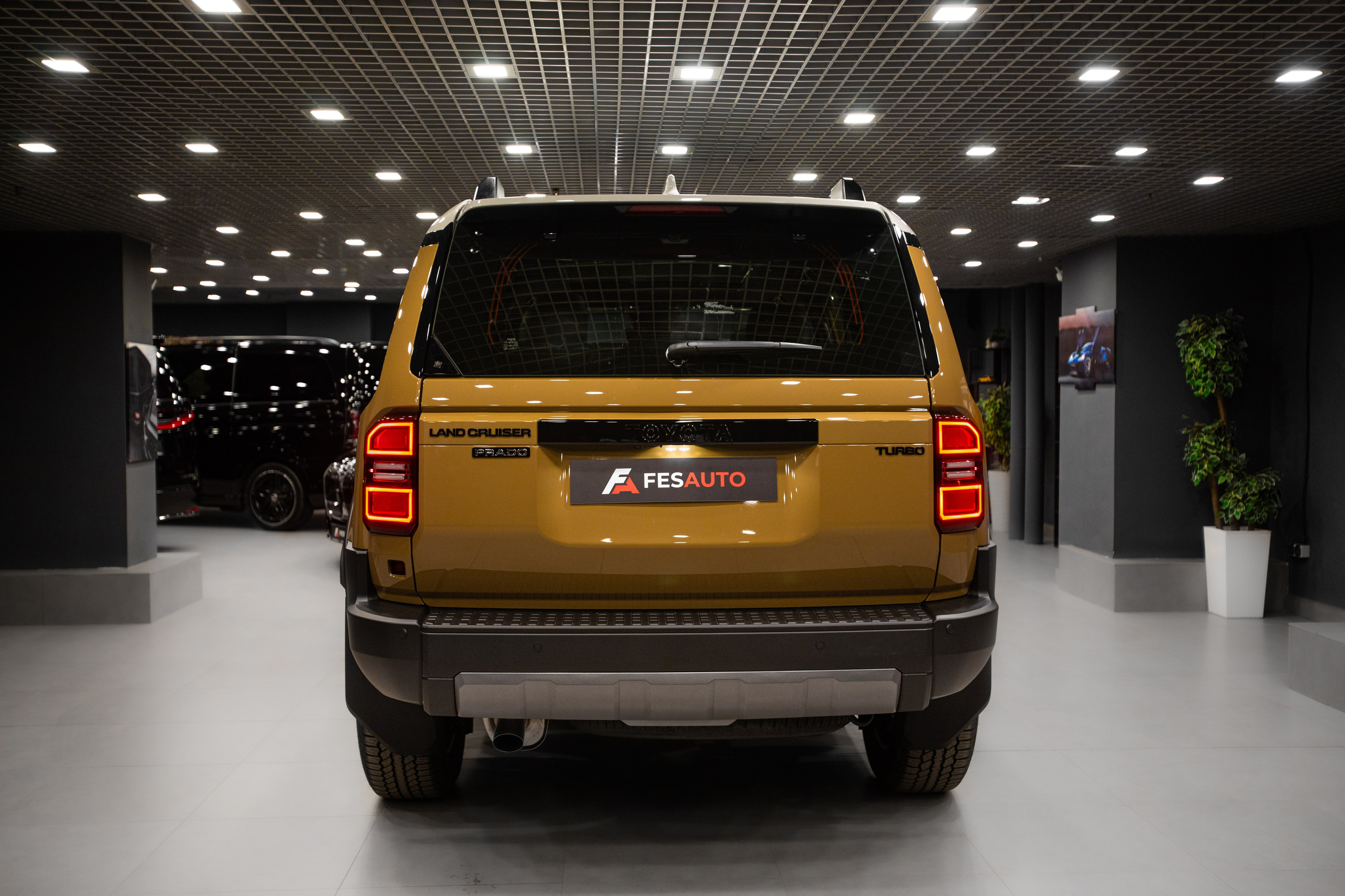 Toyota LC Prado. Автомобильный фотограф в Москве Андрей Емельянов