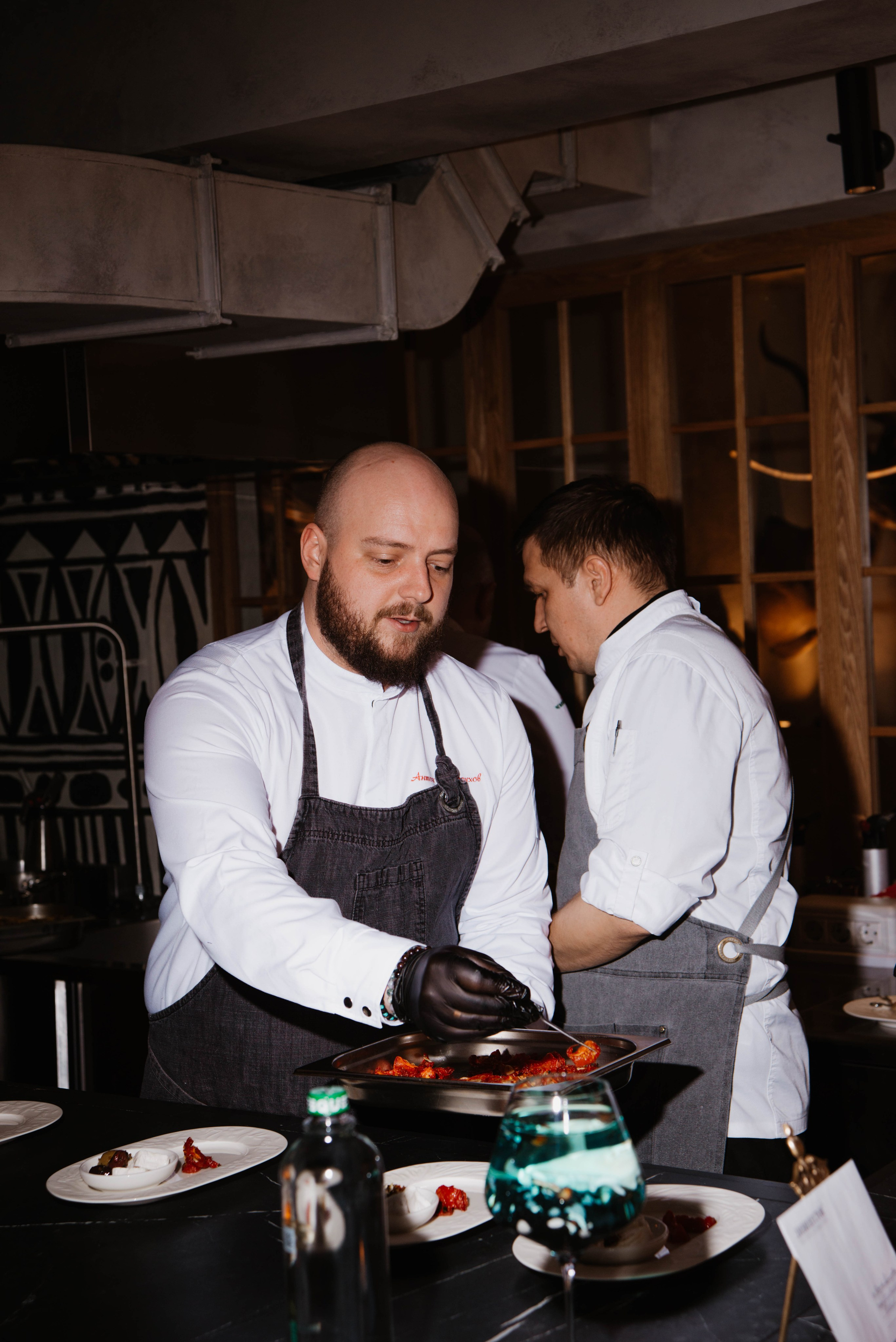Шеф-тейбл в ресторане Ливингстон. Ксения Glossa. Портретный и репортажный фотограф в Самаре