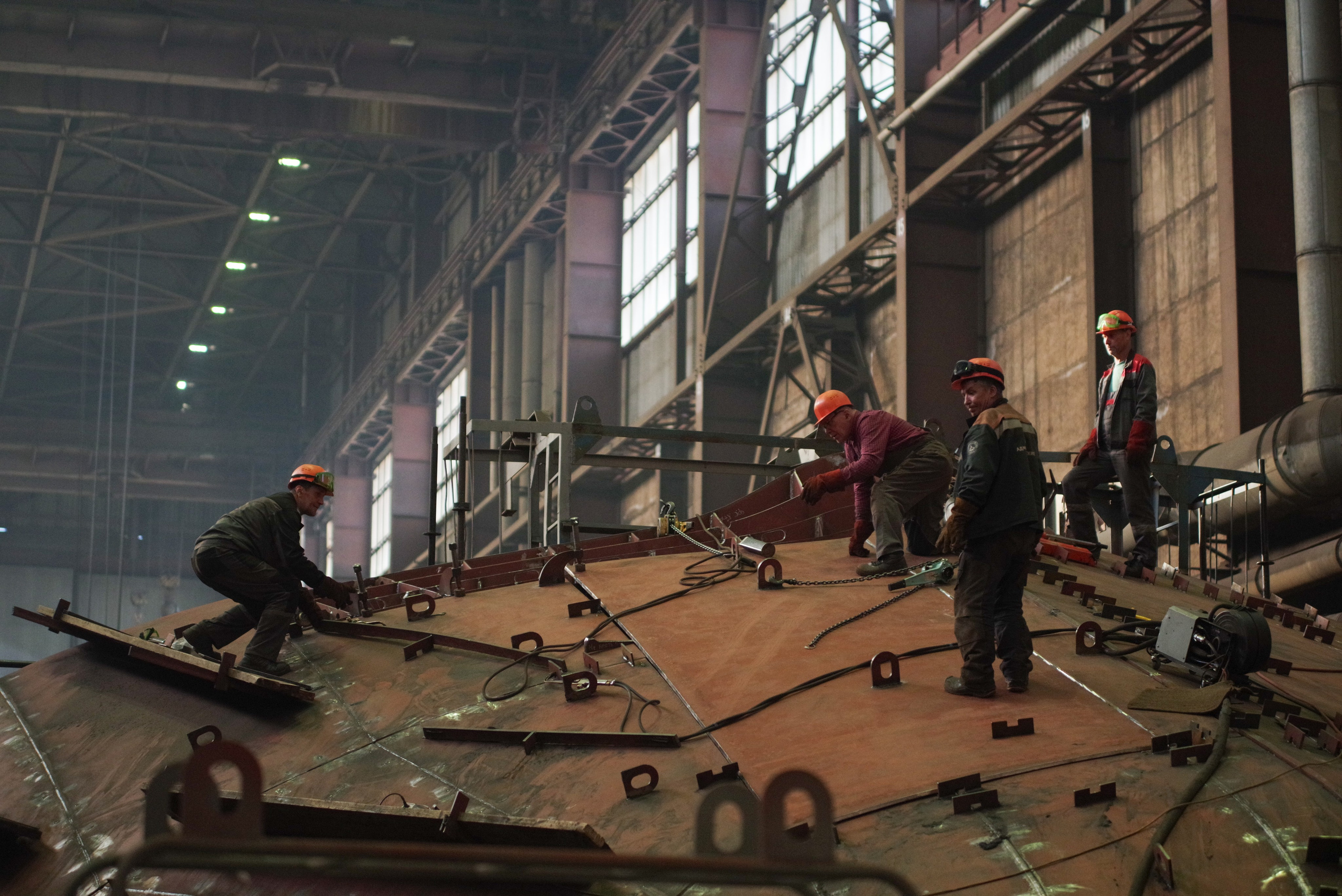 Онежский судостроительный завод. Портретный фотограф Денис Милютин