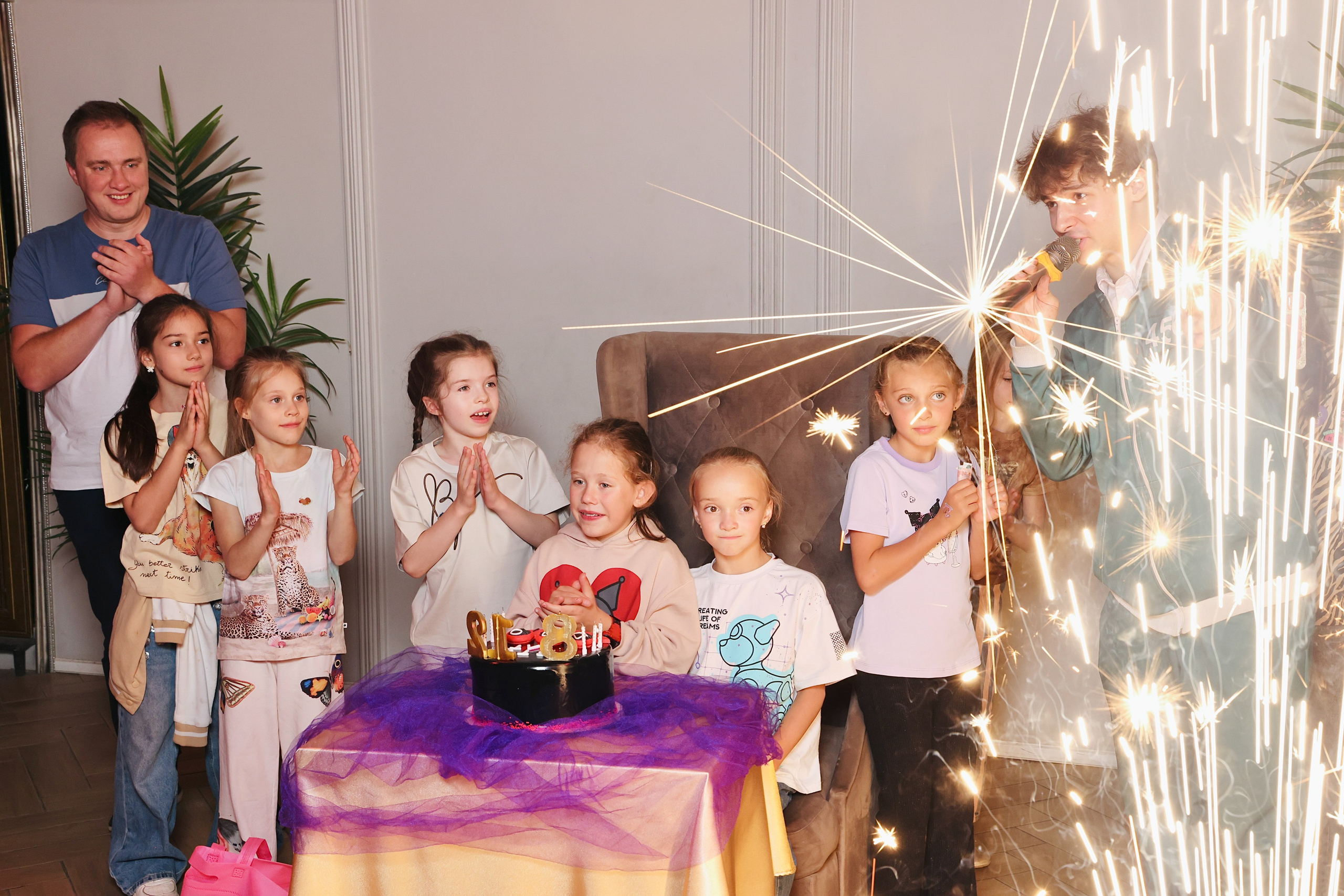 День рождения Ники и Софьи 8 и 12 лет. Фотограф Алексей Солопов