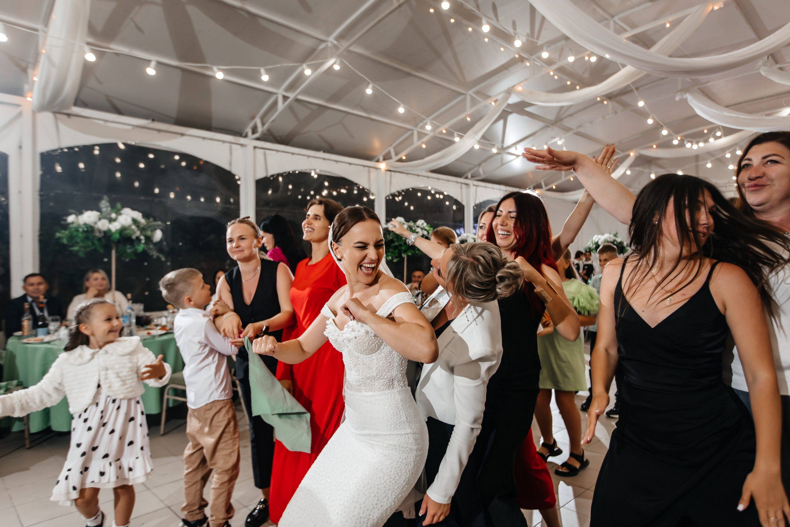 Анонс свадьбы Юлии и Сергея. Свадебный фотограф в Крыму и Севастополе Ольга Баскакова