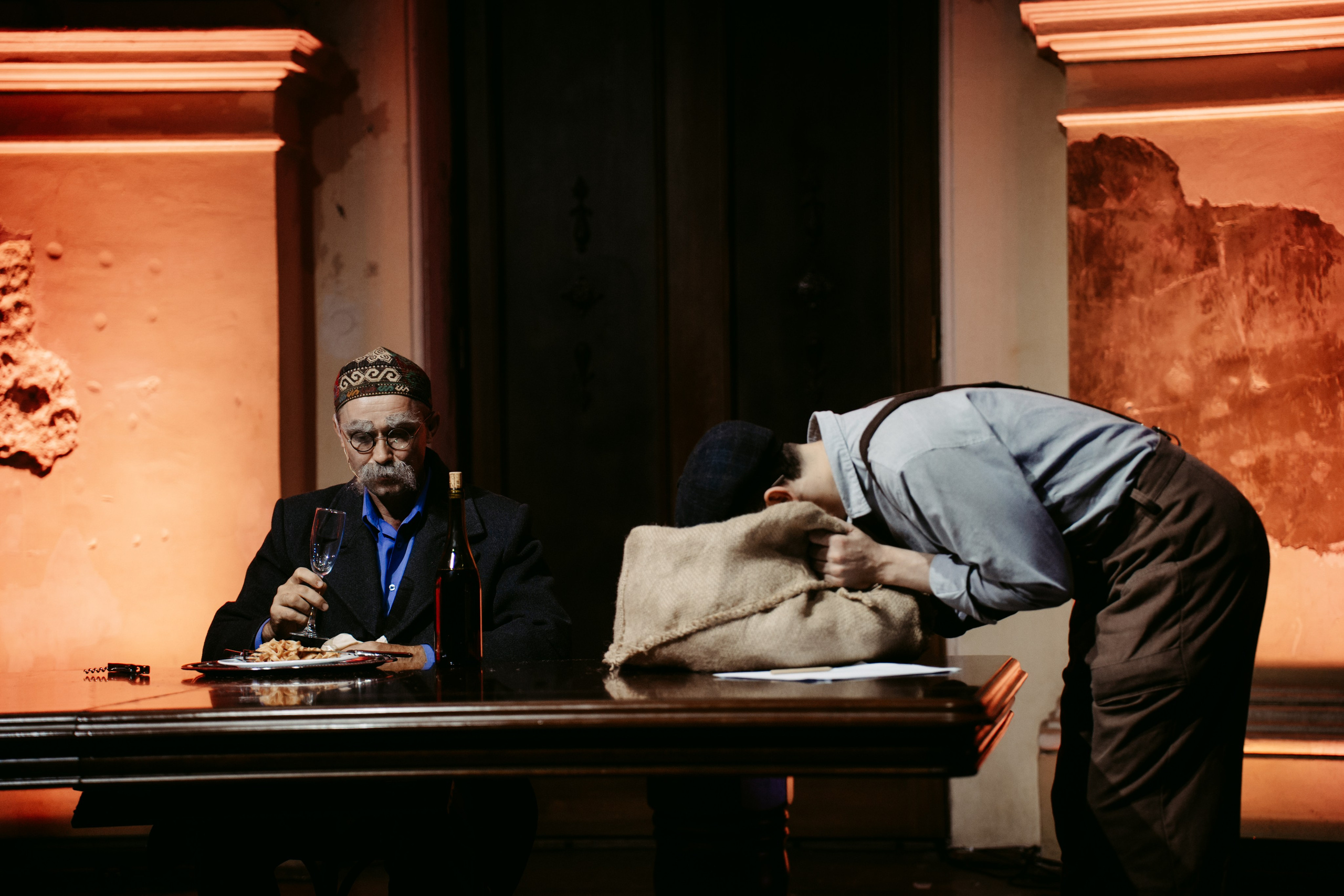 Горький оптимизм. Главная