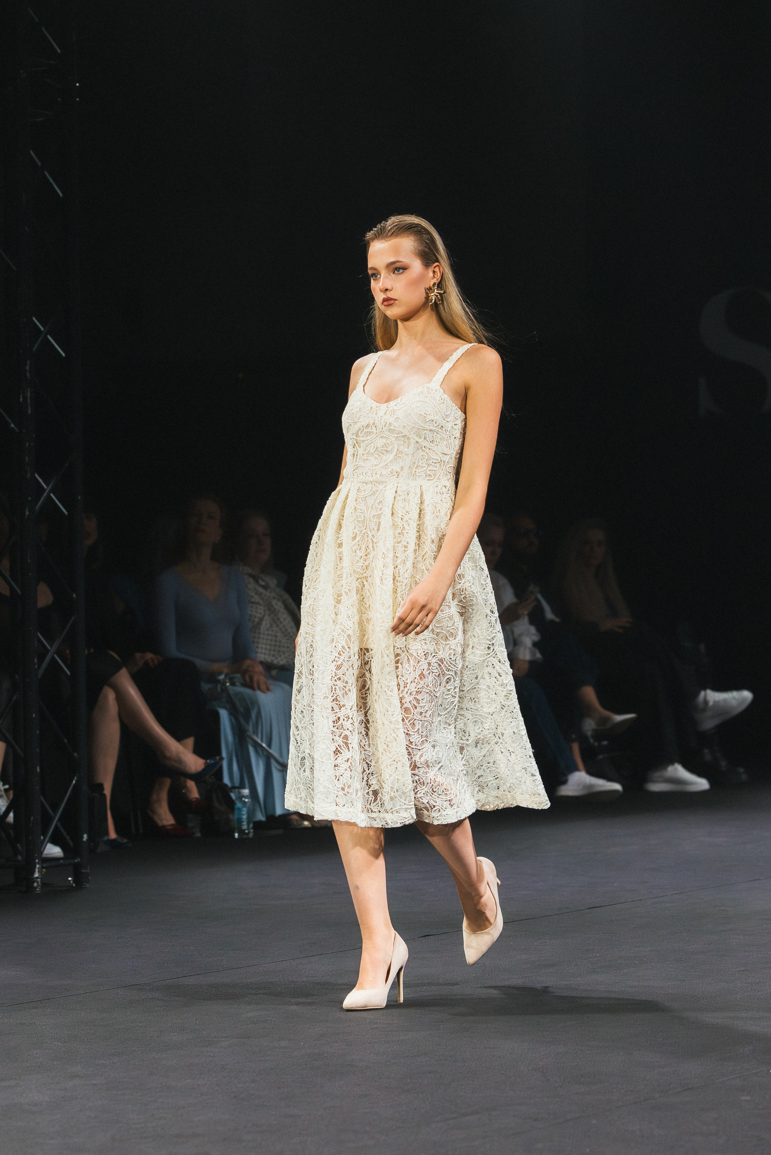 Catwalk. ProVizArt