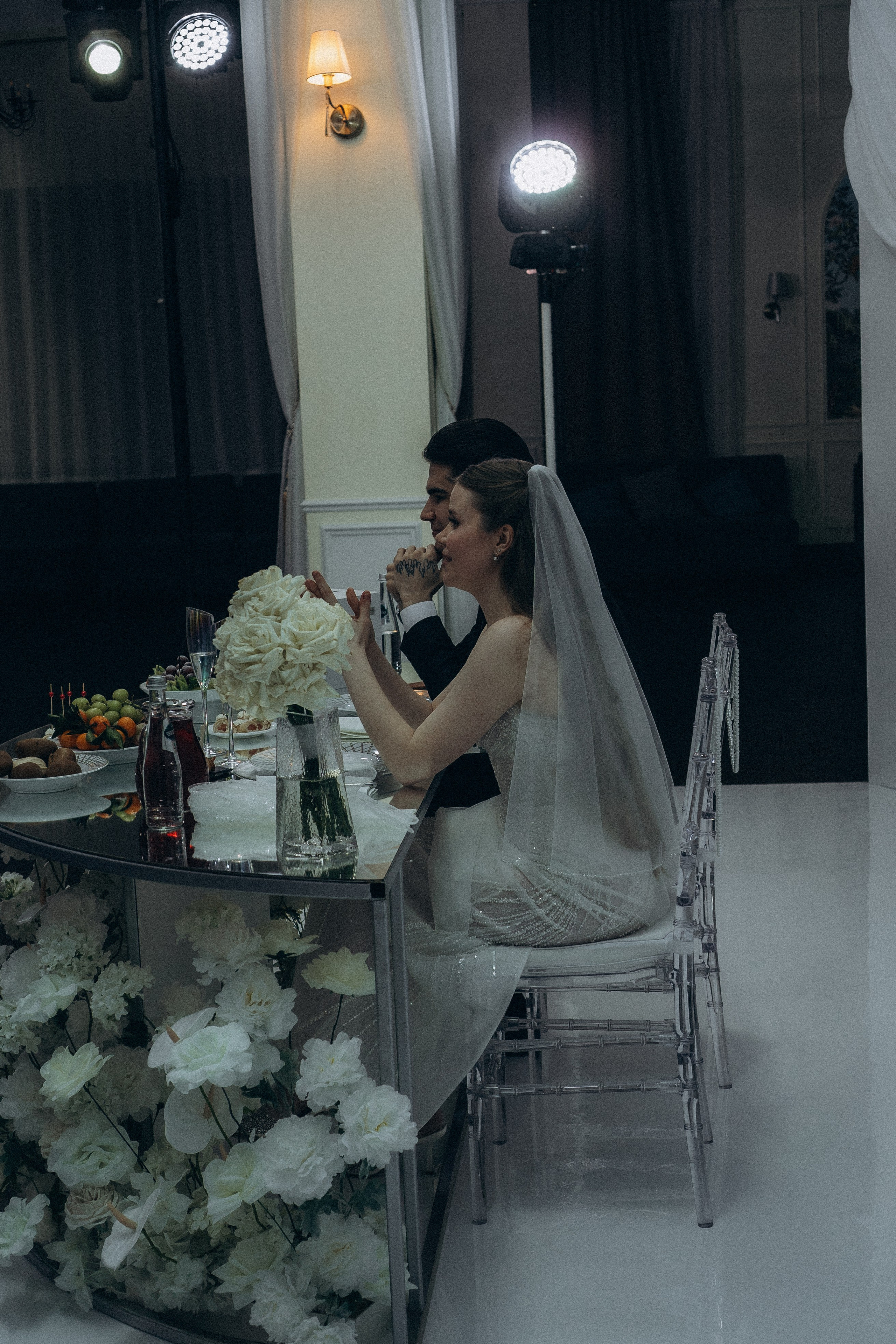 СВАДЕБНАЯ СЬЕМКА СБОРОВ В ОТЕЛЕ И ВЫЕЗД НА ЦЕРЕМОНИЮ (СНЯТО В СИБИРЕ В НИЖНЕВАРТОВСКЕ). Профессиональный фотограф, Санкт-Петербург — Виктория Богомолова