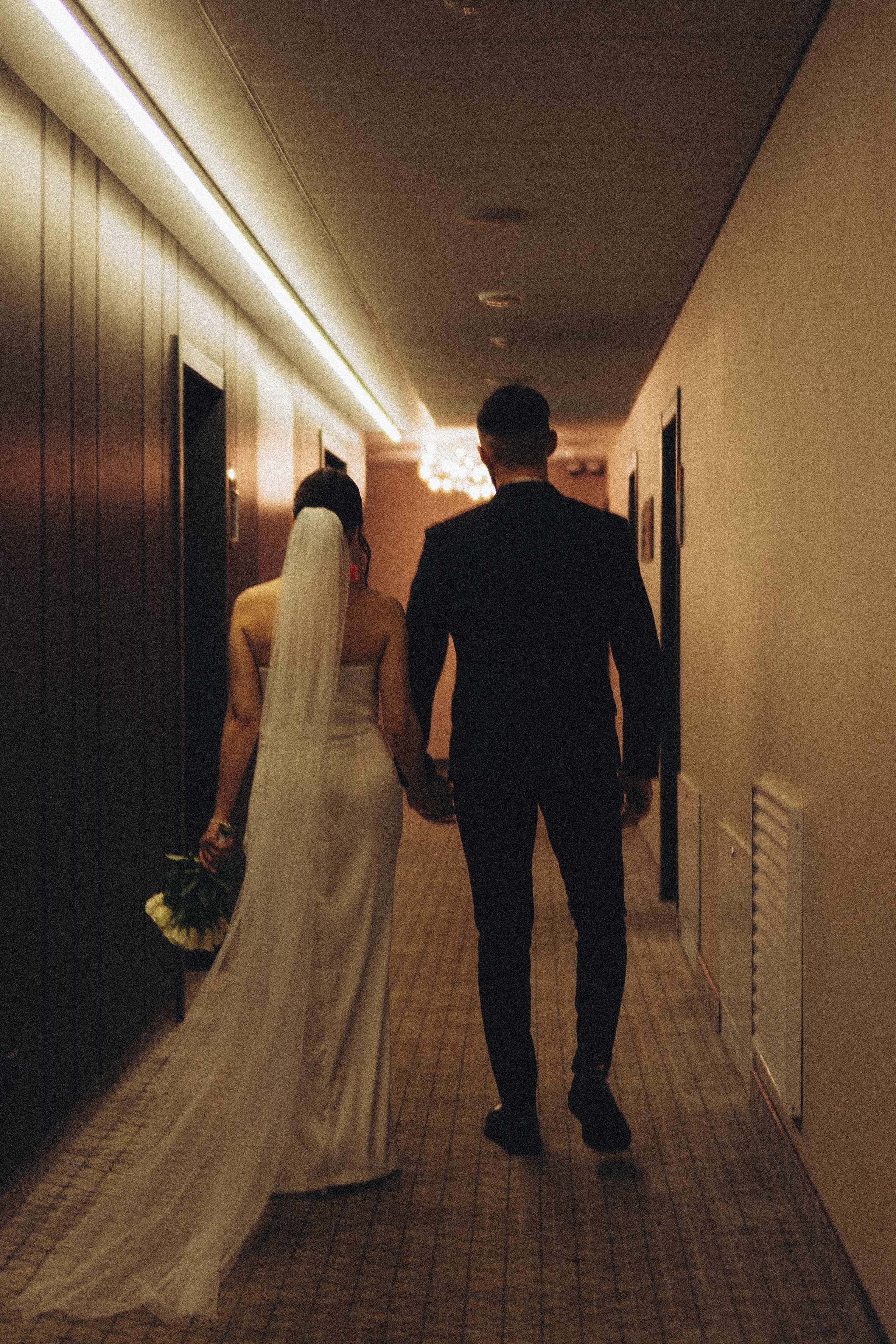 СВАДЕБНАЯ СЬЕМКА СБОРОВ ЖЕНИХА И НЕВЕСТЫ В ОТЕЛЕ И ТАКЖЕ ФОТОСЕССИИЯ В ОТЕЛЕЕ МЕГАПОЛИС БРЯНСК. Профессиональный фотограф, Санкт-Петербург — Виктория Богомолова