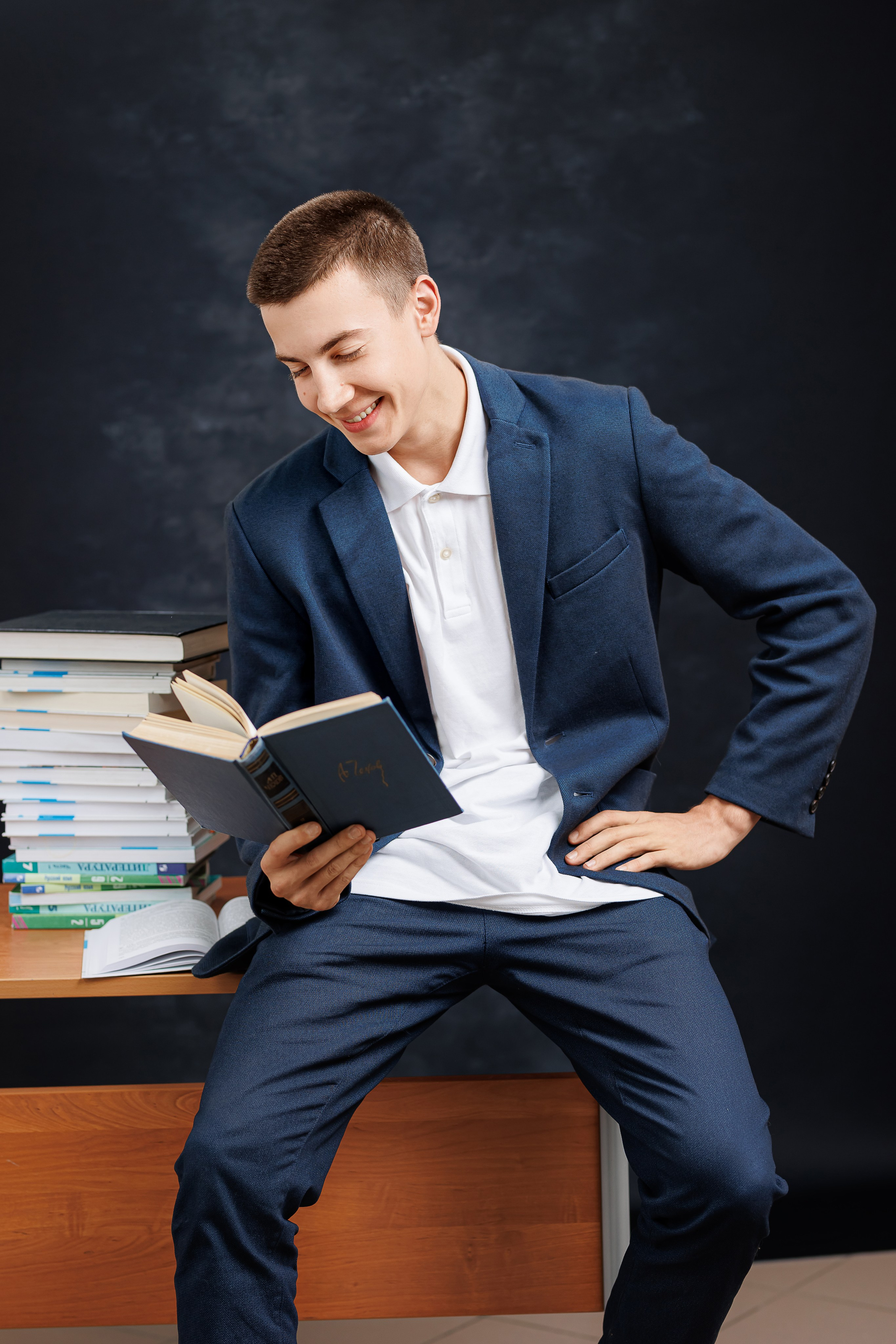 Портреты на однотонном фоне. Семейный и детский фотограф Комина Елена, Власиха, Одинцово