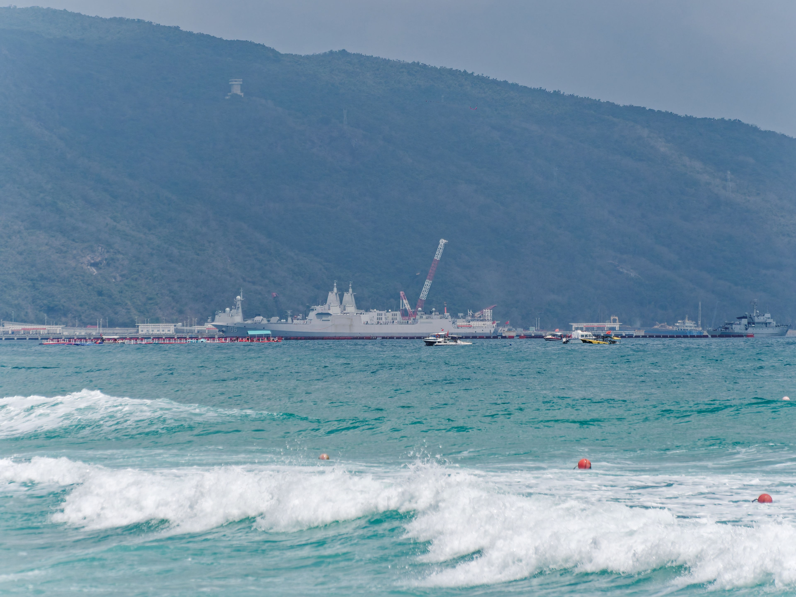 Хайнань 2026, море и пляж. Фотопрогулки по Миру