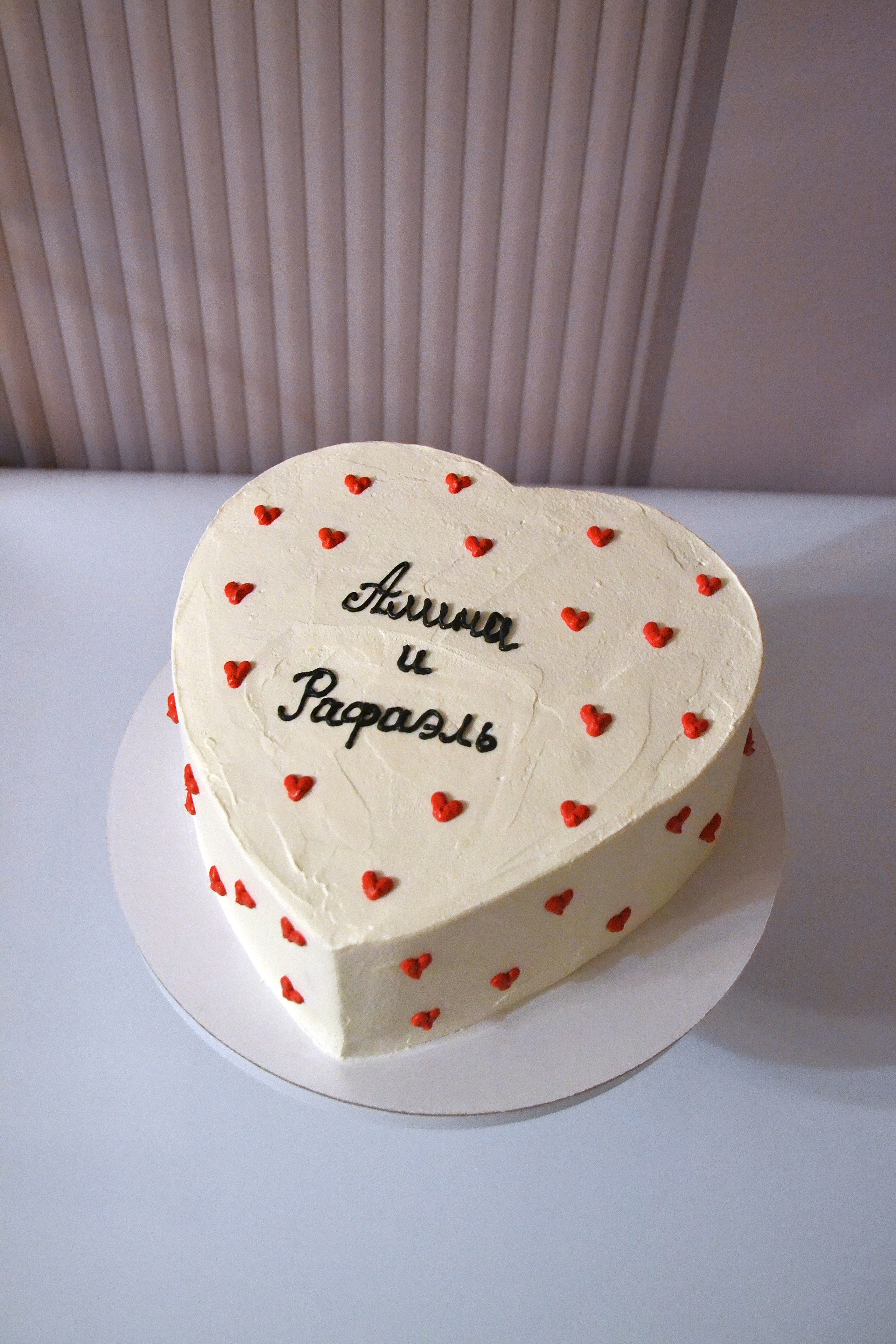 Торты на праздники. Кондитерская. Торты и десерты на заказ в Москве и области, город Химки