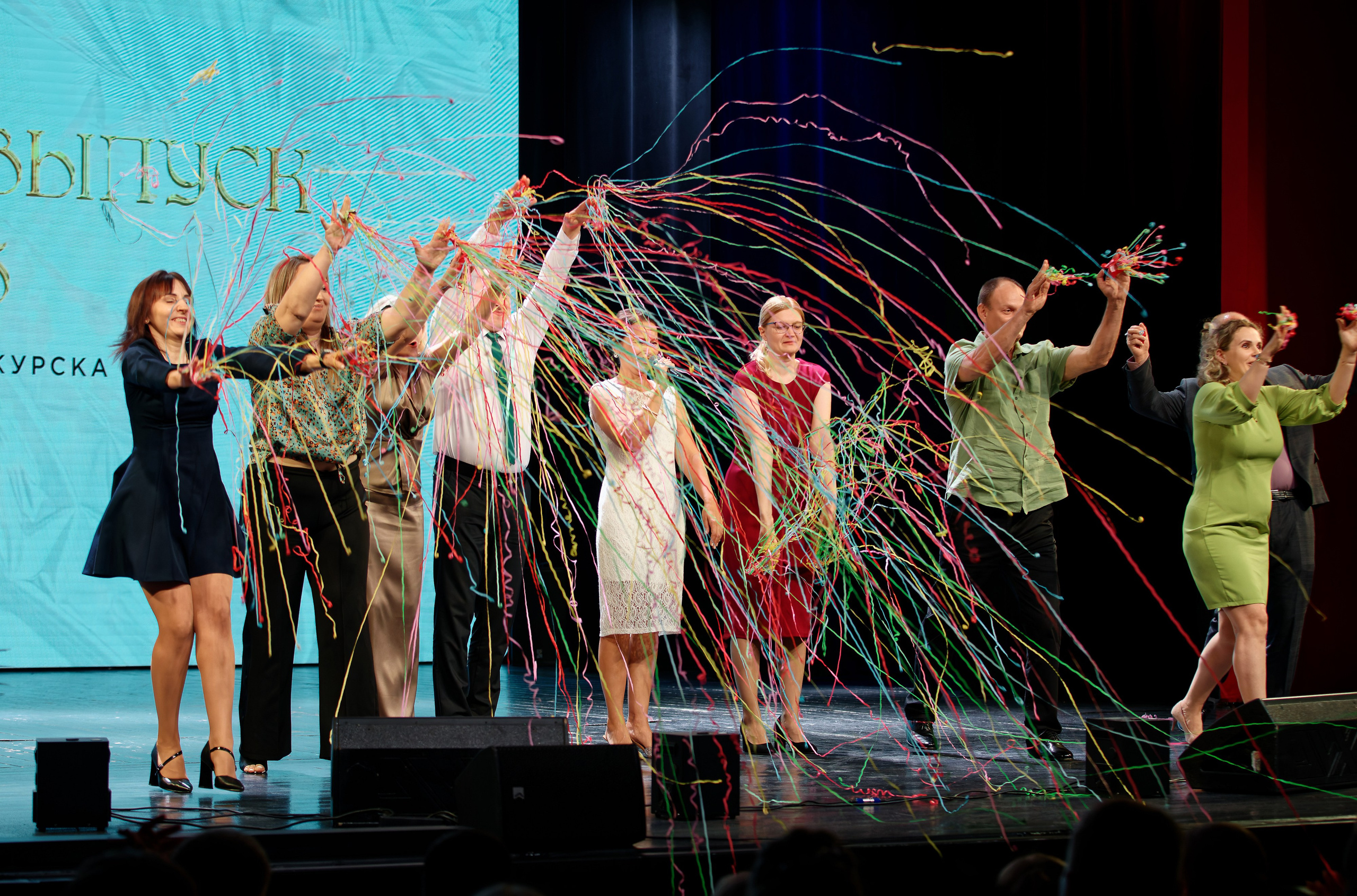 Выпускной школы 56 11Б. Семейный фотограф — Макс Белогрудов