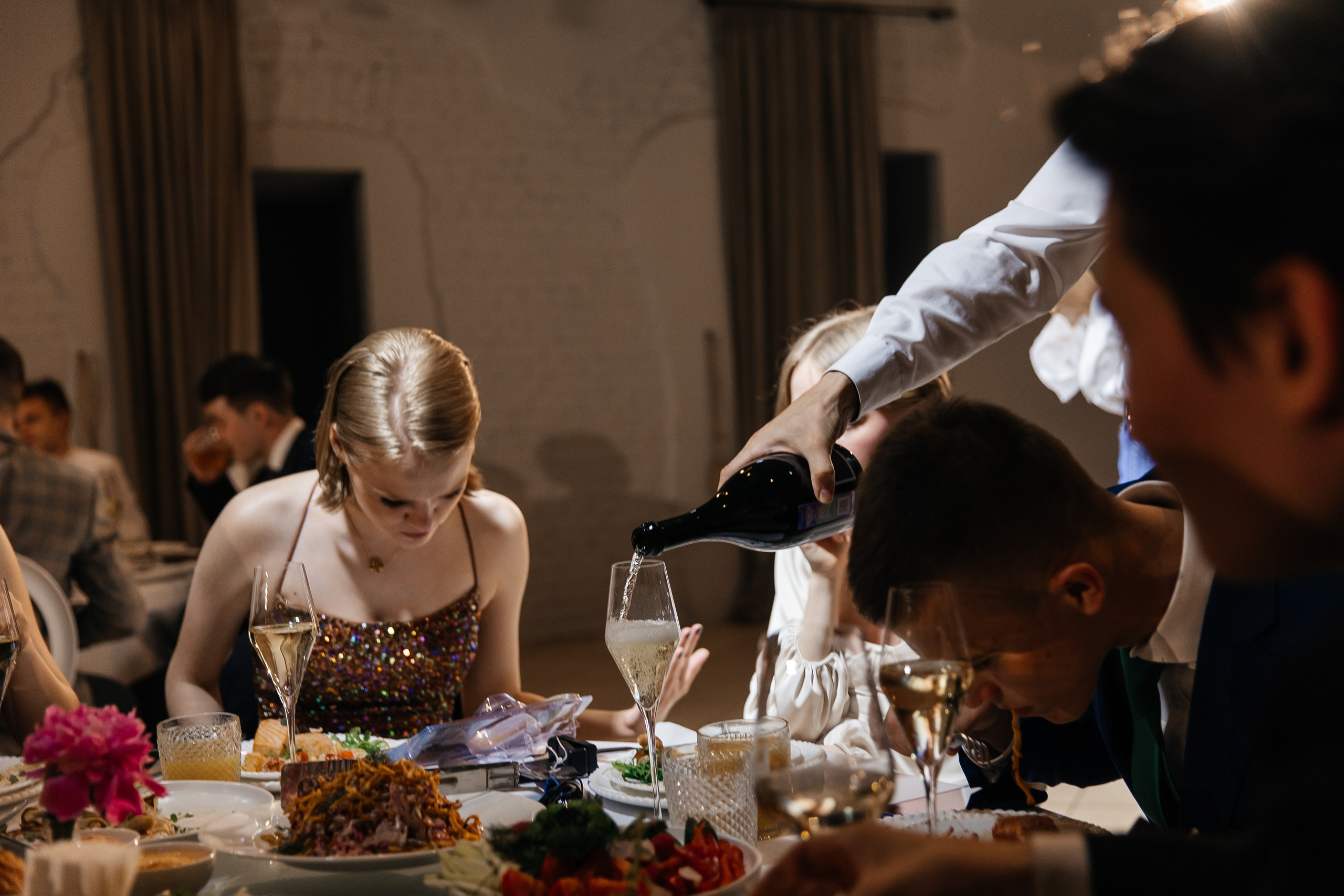 2023-06-23 Выпускной МБОУ СОШ № 10. Фотограф в Красноярске