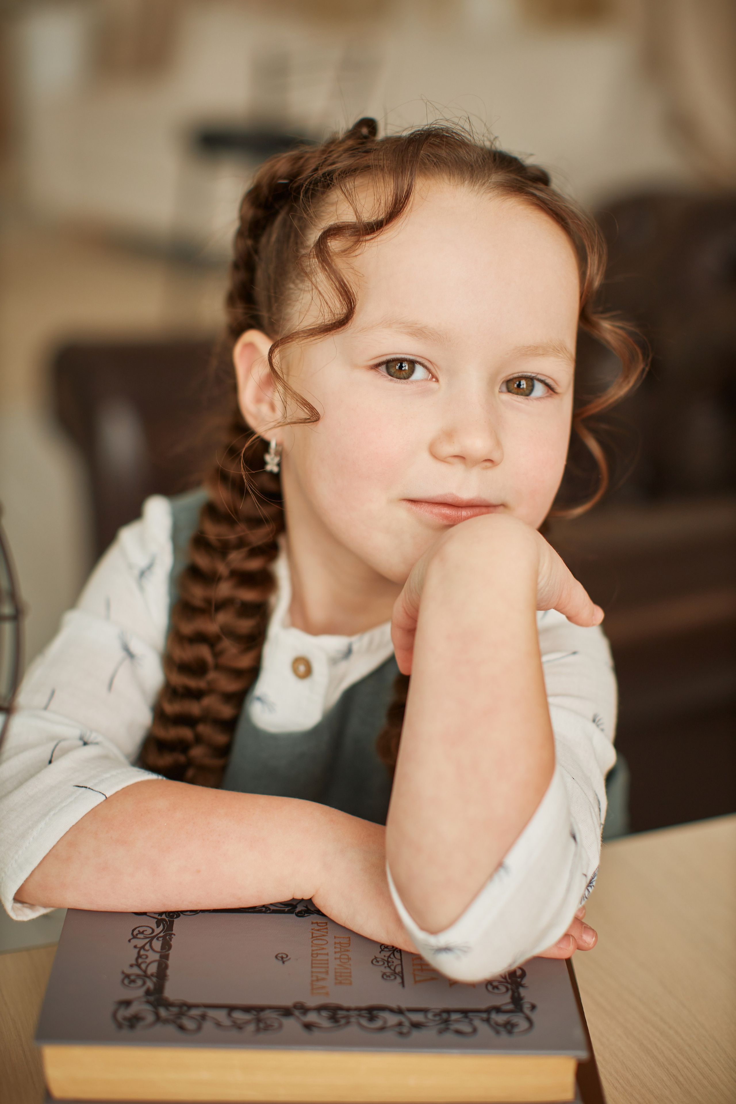 Портреты. Выпускные альбомы в городе Курган для всех