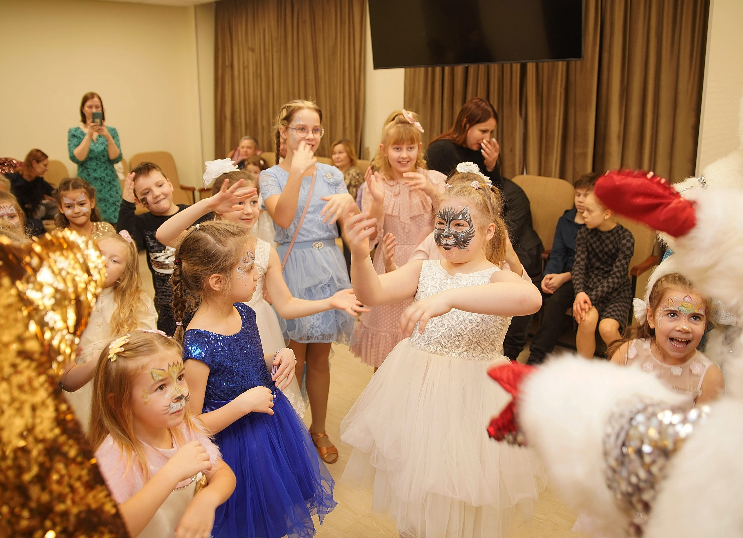 Елка НБД банк. Семейный и детский фотограф в Нижнем Новгороде