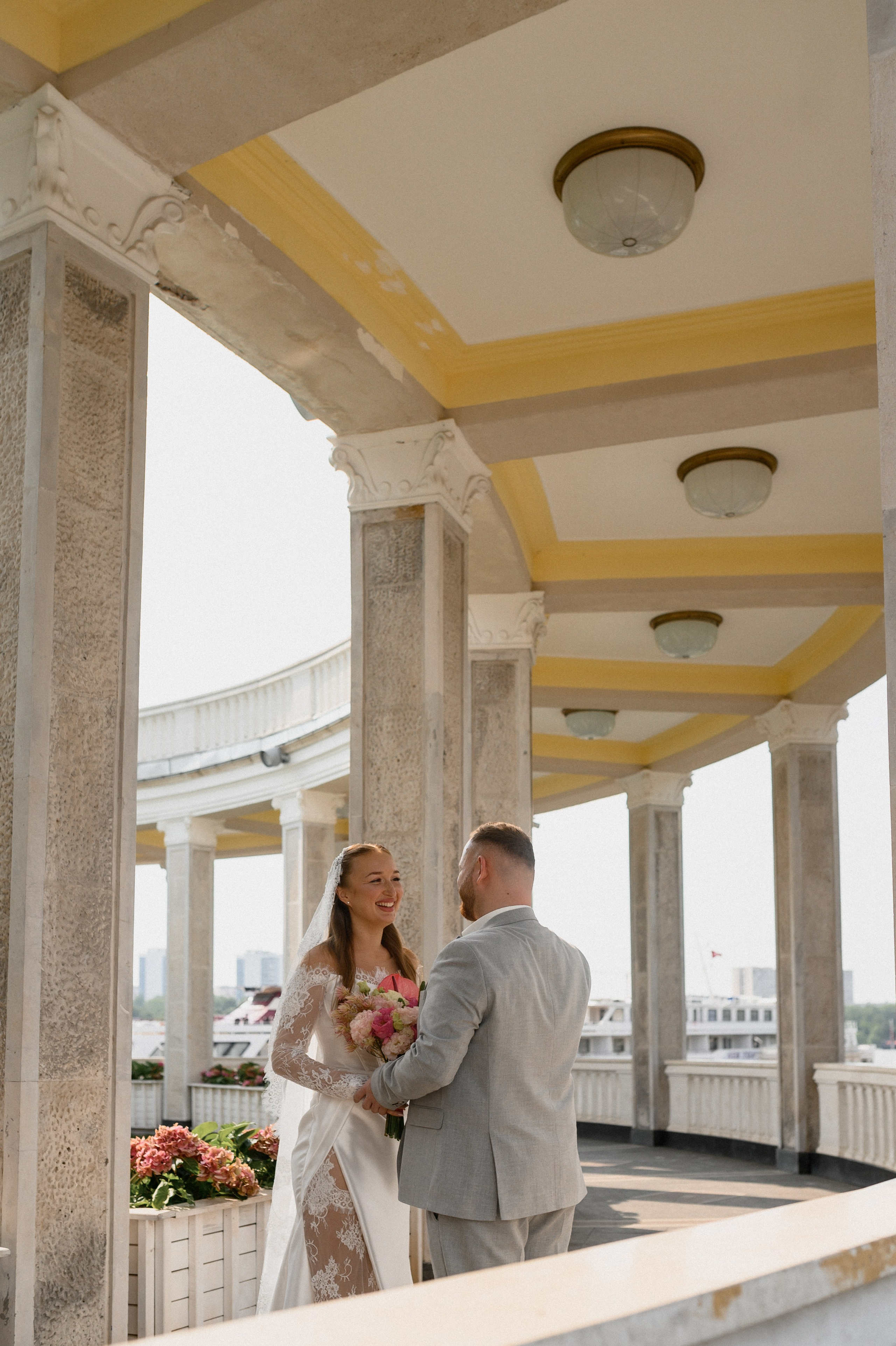 Денис и Даша. Северный речной вокзал. Семейный и свадебный lifestyle-фотограф в Москве Мария Петрова