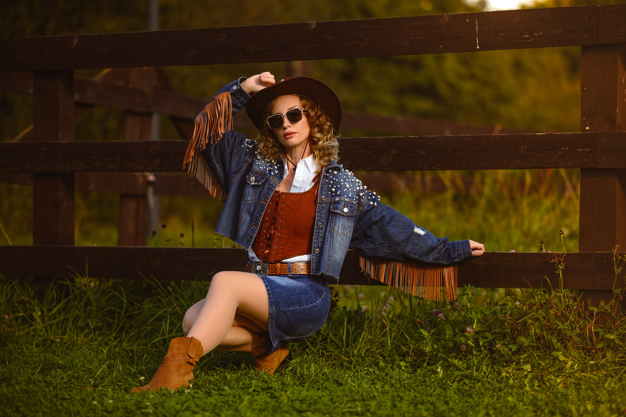 Ковбойша. Компания и фотошкола по созданию контента в Москве