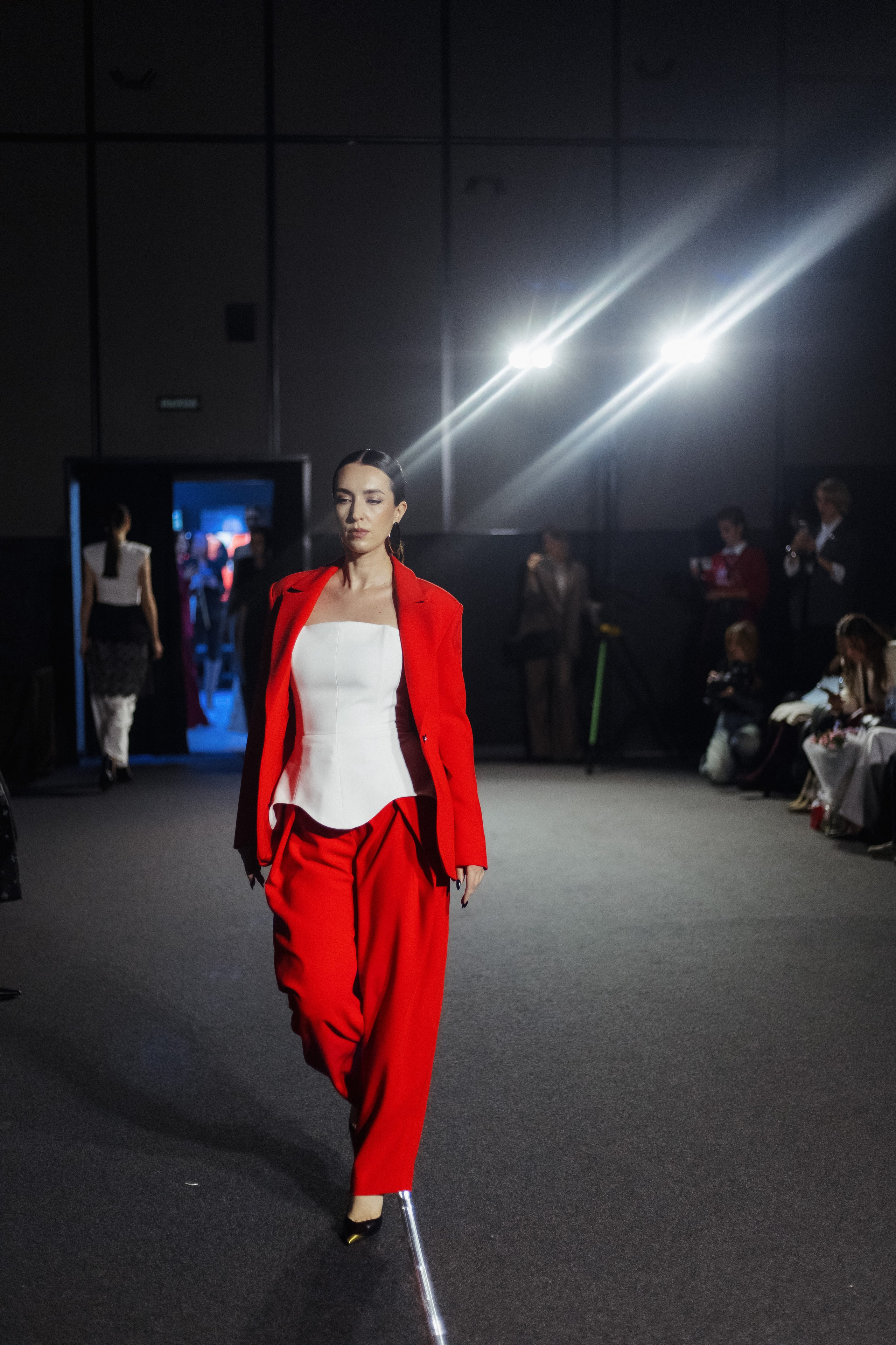 ФЭШН КОНФА. СВОИ. ФОТООТЧЕТЫ-СОБЫТИЯ-МЕСТА