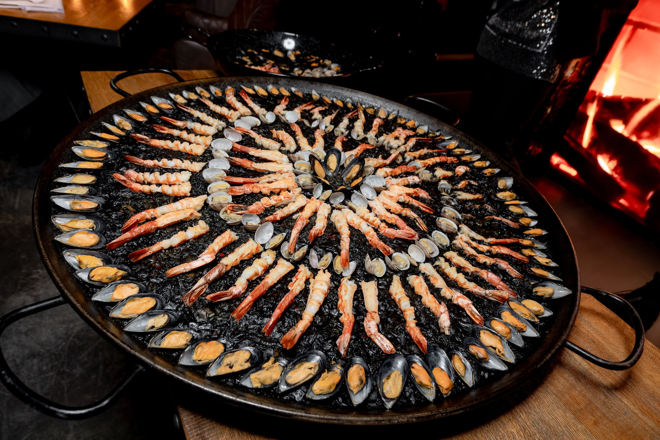 ИСПАНСКИЙ УЖИН в ресторане Ваще Огонь. Фотограф в Самаре Максим Тырин