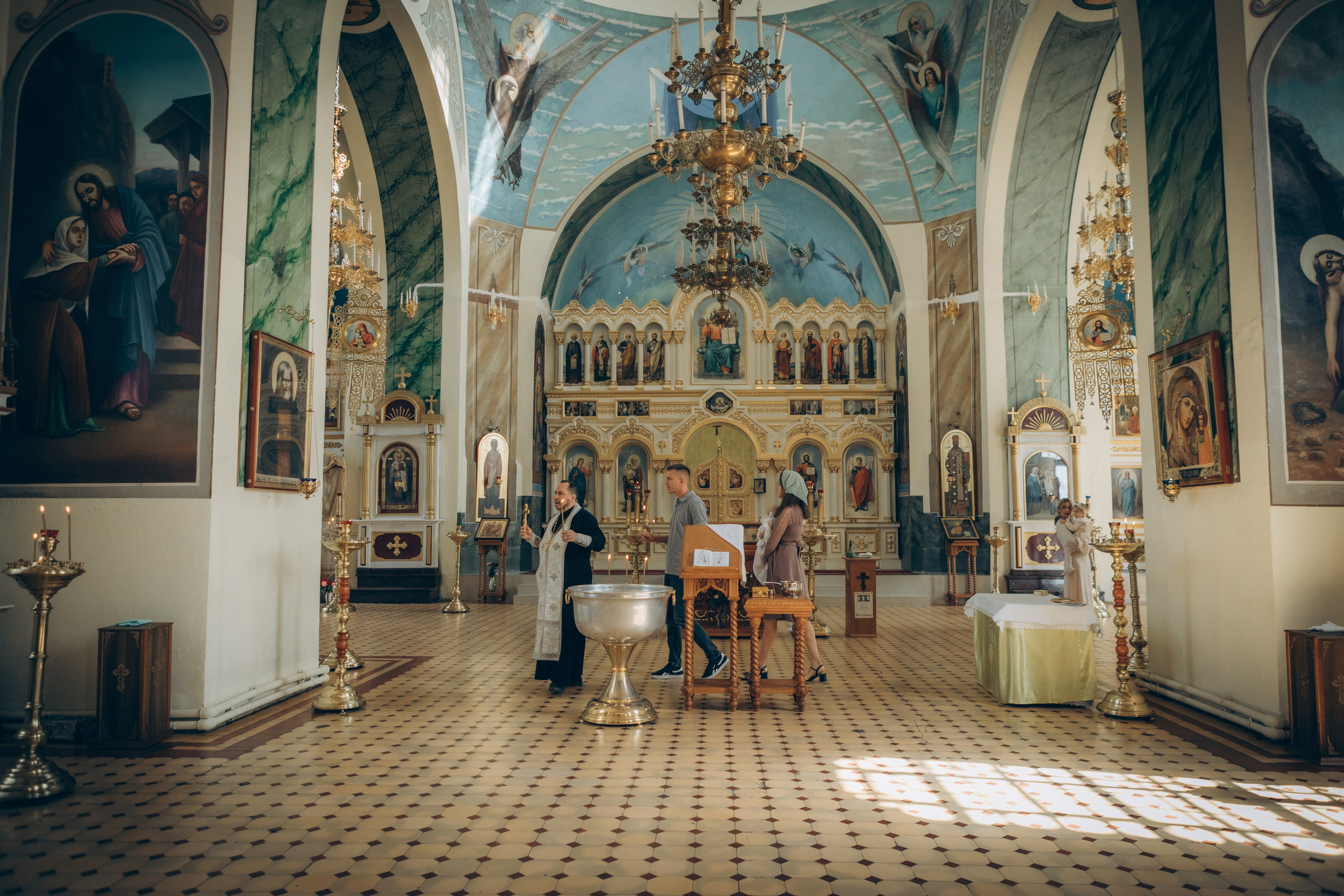 Крещение Тимофея. Семейный фотограф и фотограф на роды в Ростове-на-Дону Мухина Виктория