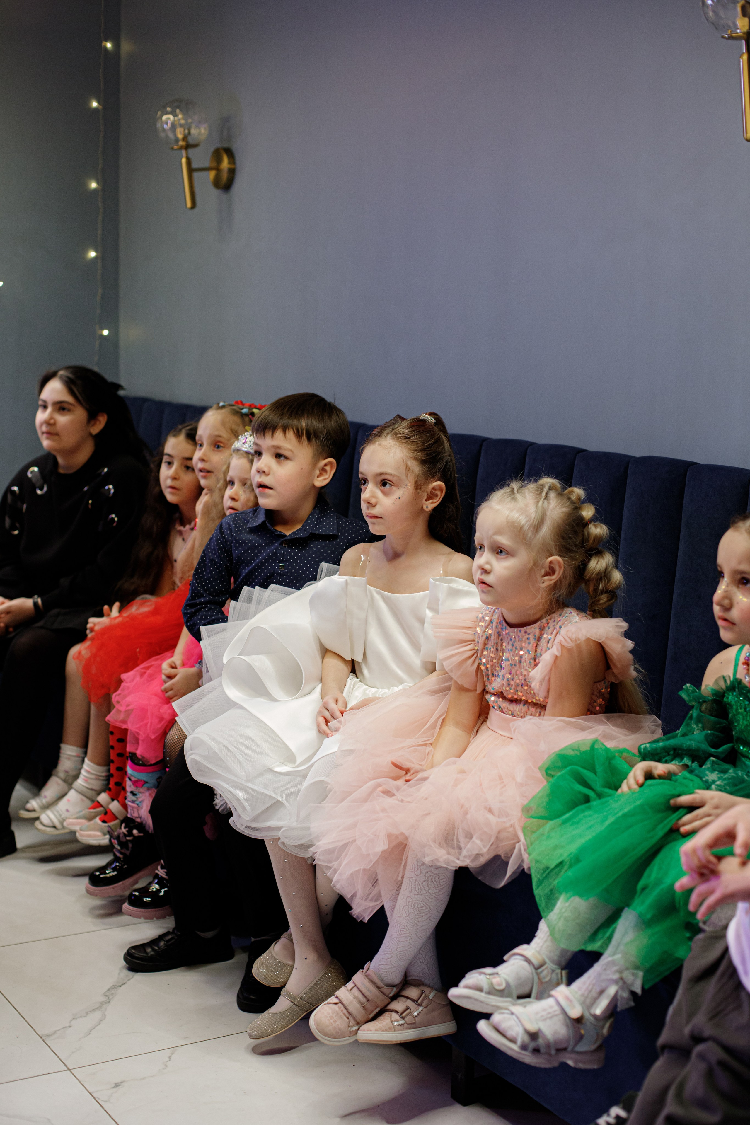 ASIA'S BIRTHDAY PARTY. Photokarish