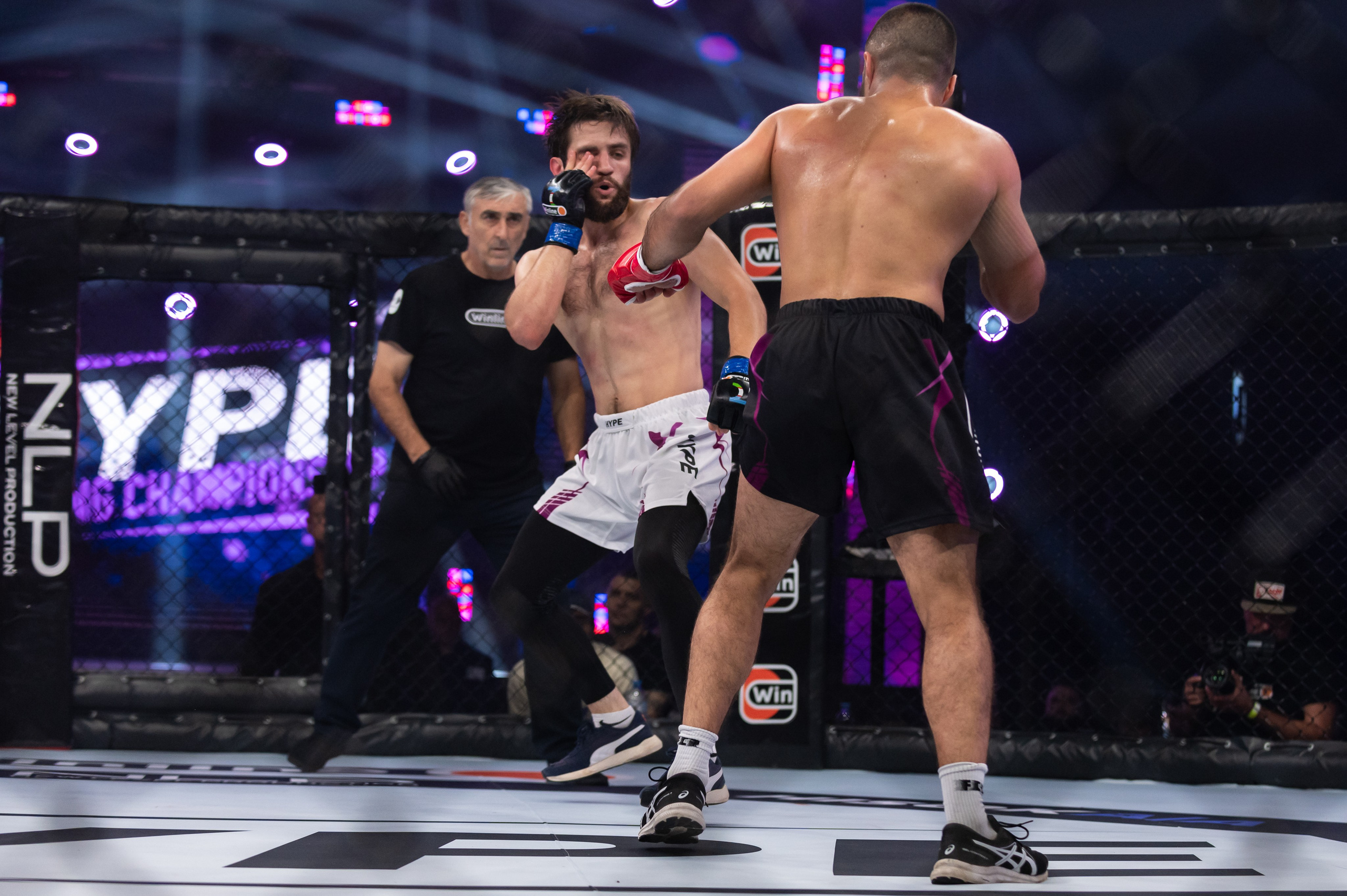 Бои. Репортажный фотограф в Красной Поляне и Сочи Павлюченко Екатерина