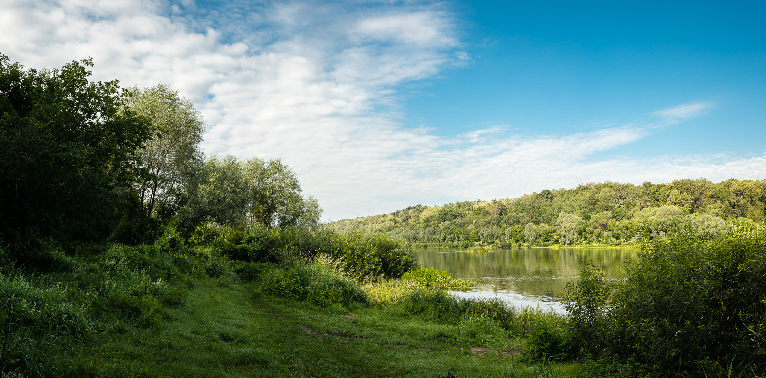 По берегам реки Ока