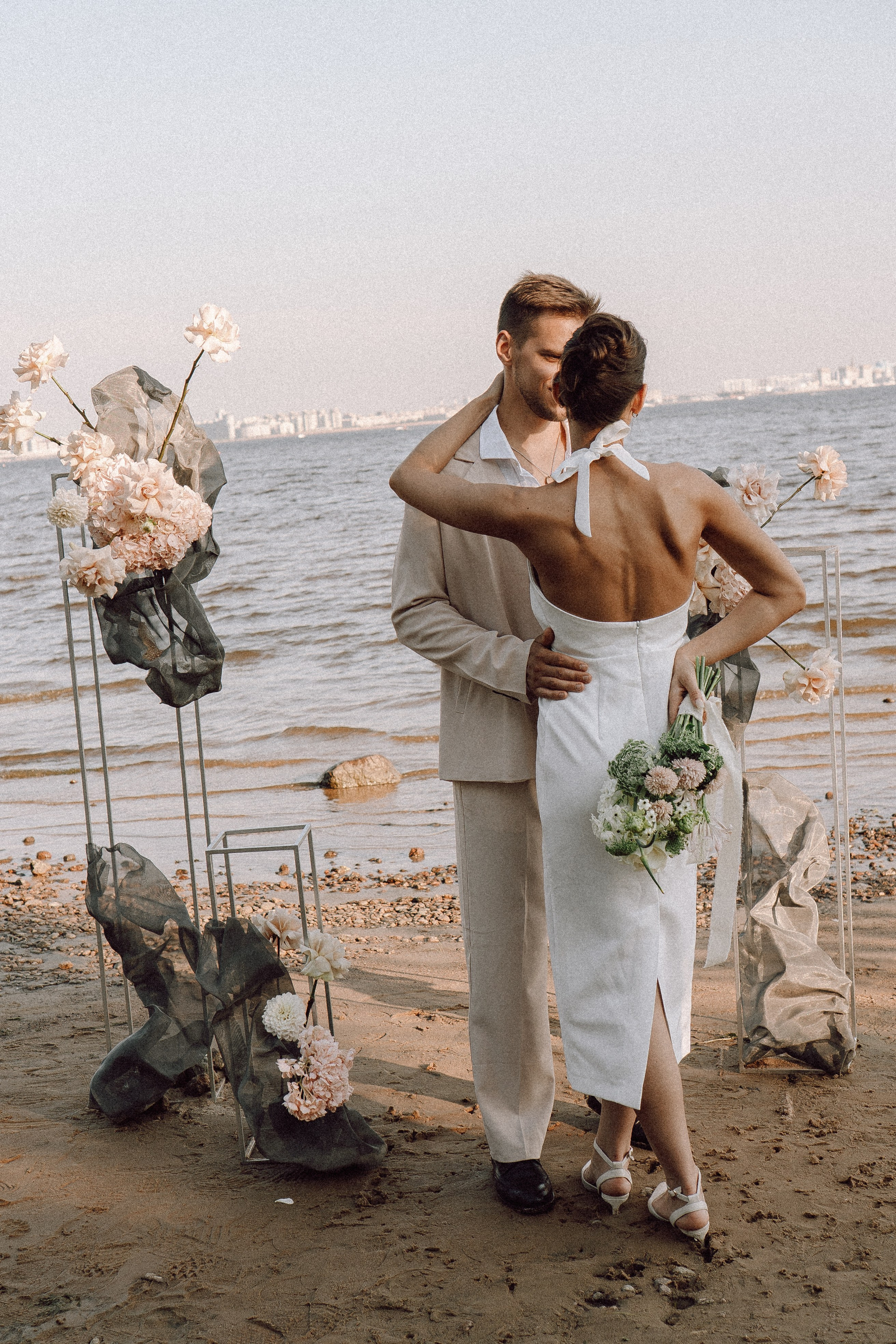 СВАДЕБНАЯ ФОТОСЕССИЯ ВЫЕЗДНОЙ ЦЕРЕМОНИИ (ФИНСКИЙ ЗАЛИВ). Профессиональный фотограф, Санкт-Петербург — Виктория Богомолова