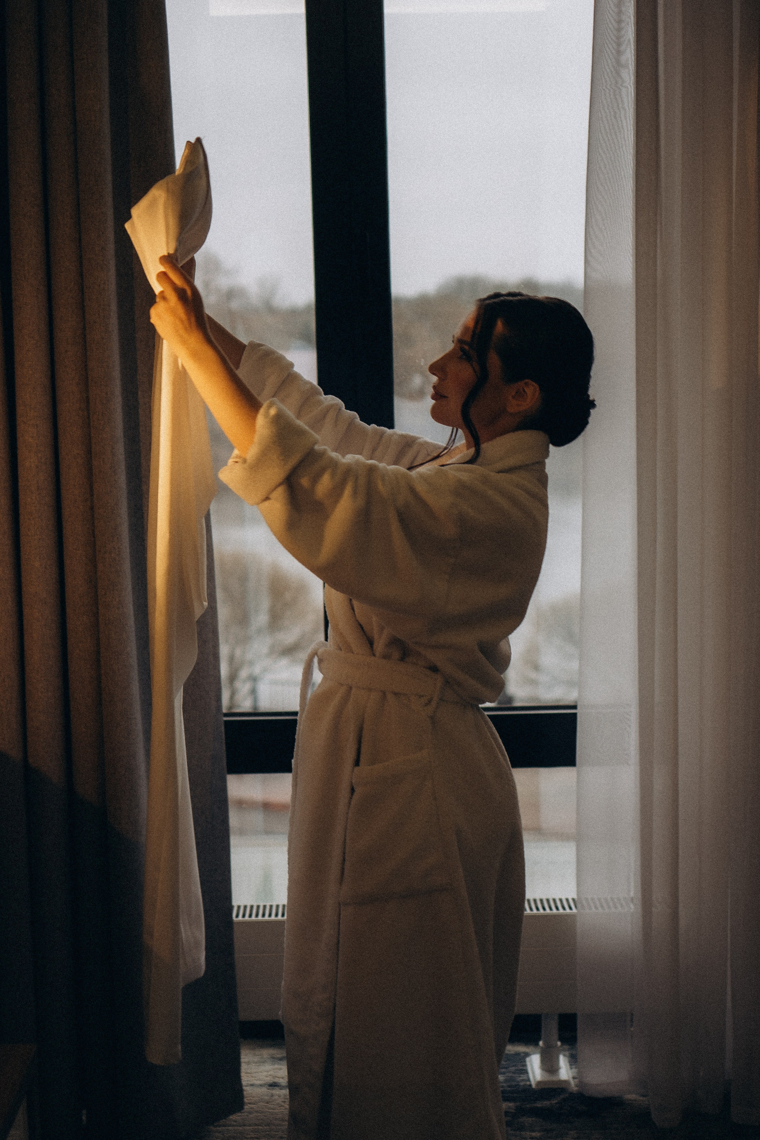 СВАДЕБНАЯ СЬЕМКА СБОРОВ ЖЕНИХА И НЕВЕСТЫ В ОТЕЛЕ И ТАКЖЕ ФОТОСЕССИИЯ В ОТЕЛЕЕ МЕГАПОЛИС БРЯНСК. Профессиональный фотограф, Санкт-Петербург — Виктория Богомолова