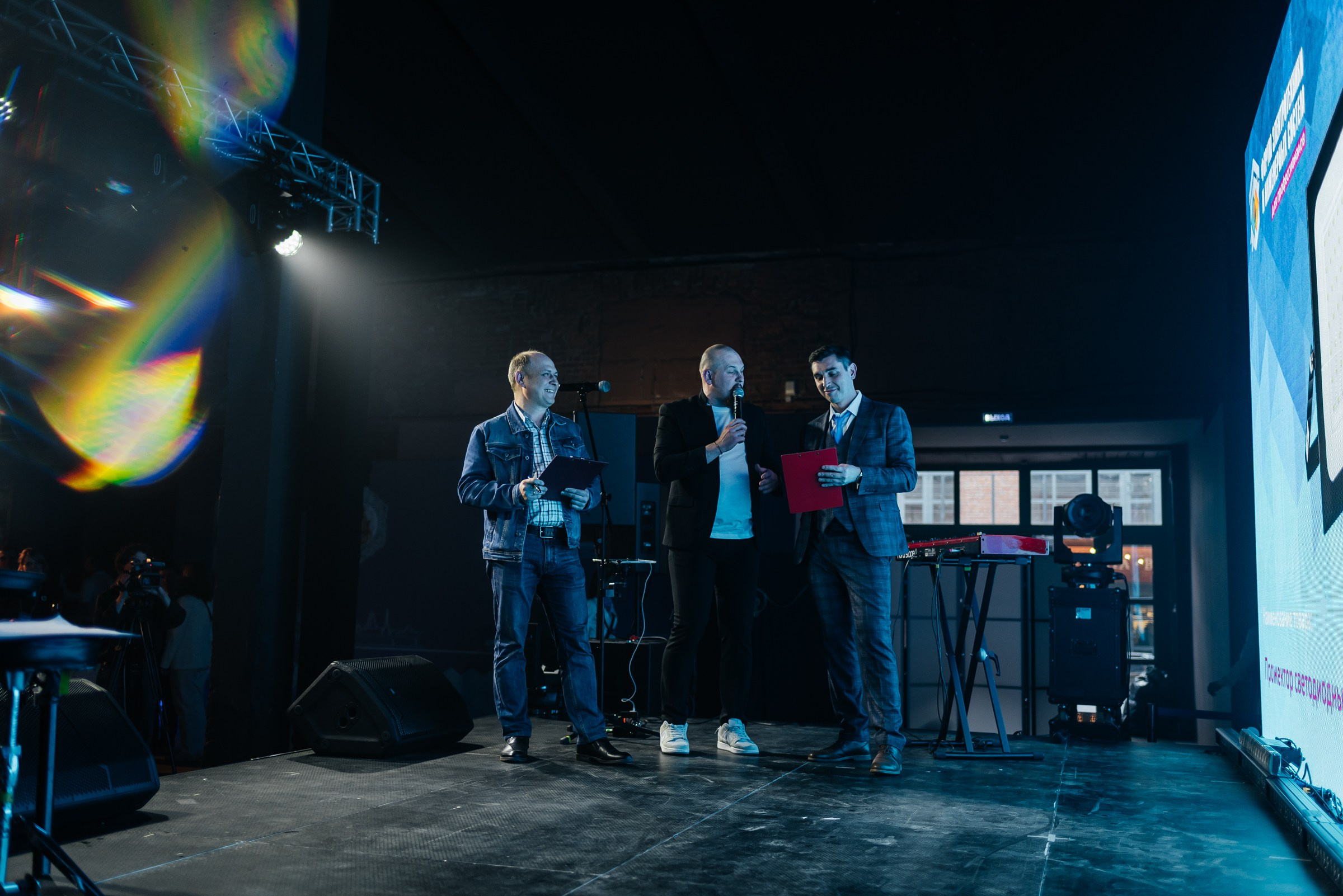 Репортажная фотосъёмка в Брусницын Холле. Свадебный фотограф в Санкт-Петербурге Венера Ахметова