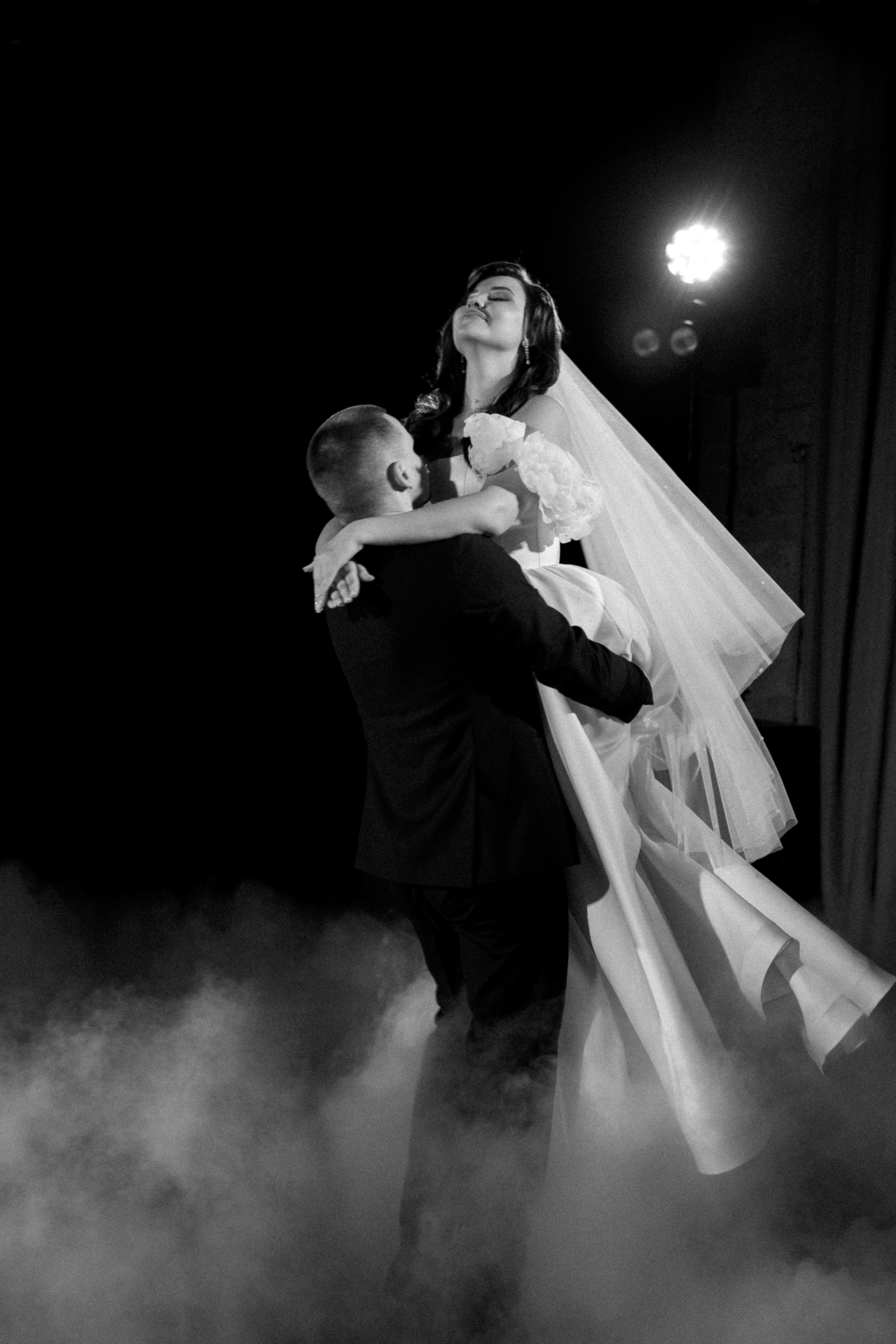 Максим и Алёна. Фотограф Тюмень Пушковская Кристина