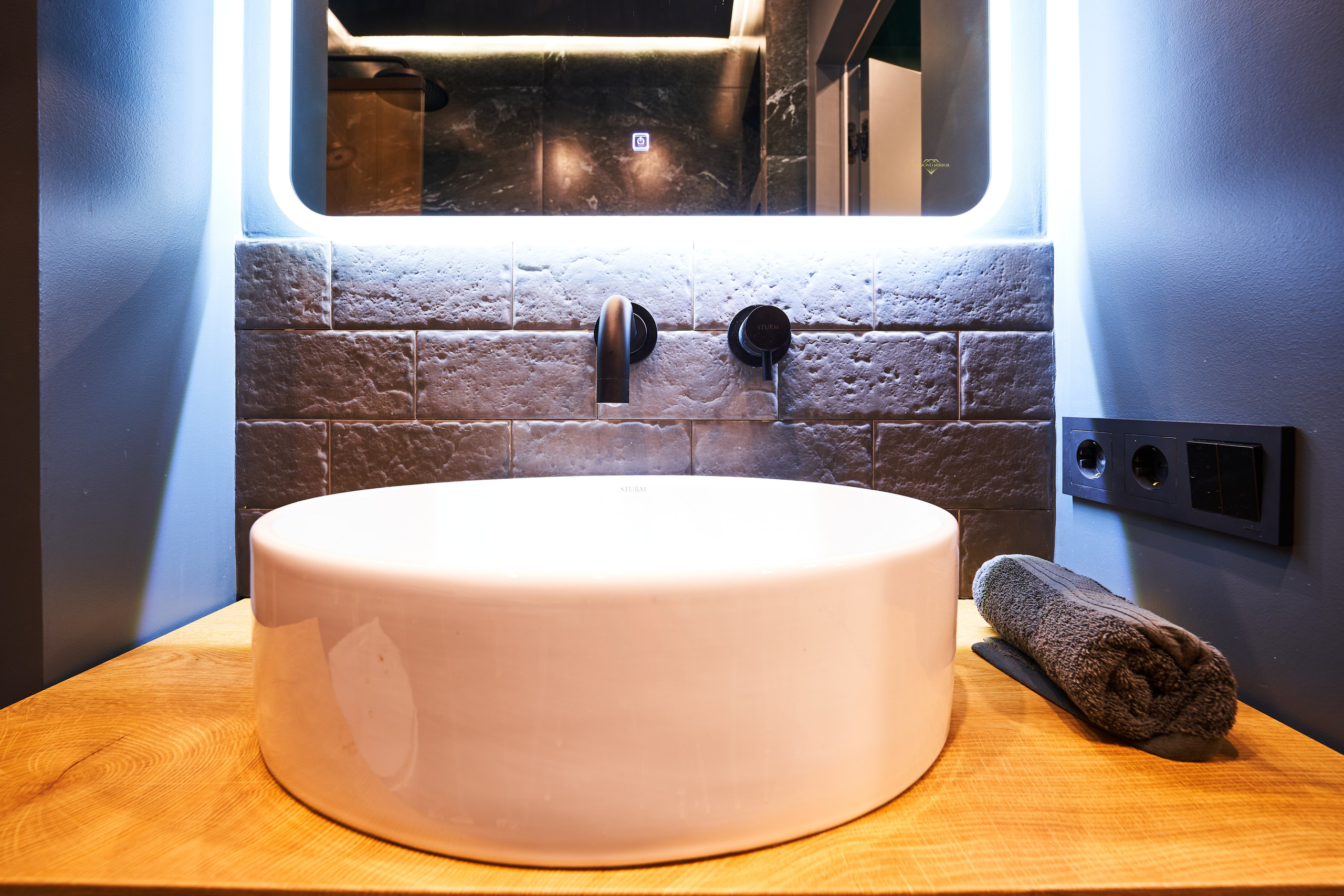 № 2. Дзешульская, фотограф