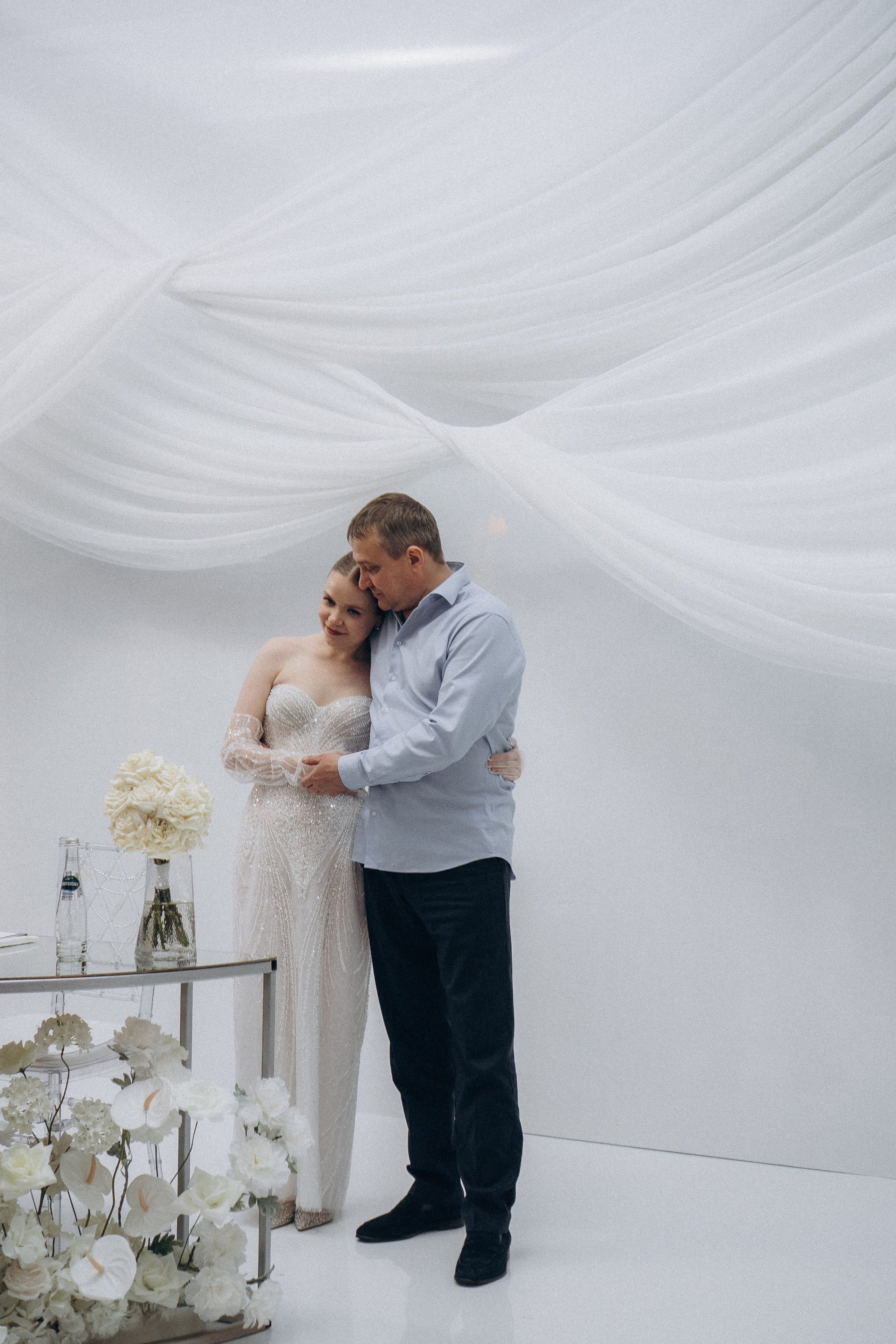 СВАДЕБНАЯ СЬЕМКА СБОРОВ В ОТЕЛЕ И ВЫЕЗД НА ЦЕРЕМОНИЮ (СНЯТО В СИБИРЕ В НИЖНЕВАРТОВСКЕ). Профессиональный фотограф, Санкт-Петербург — Виктория Богомолова