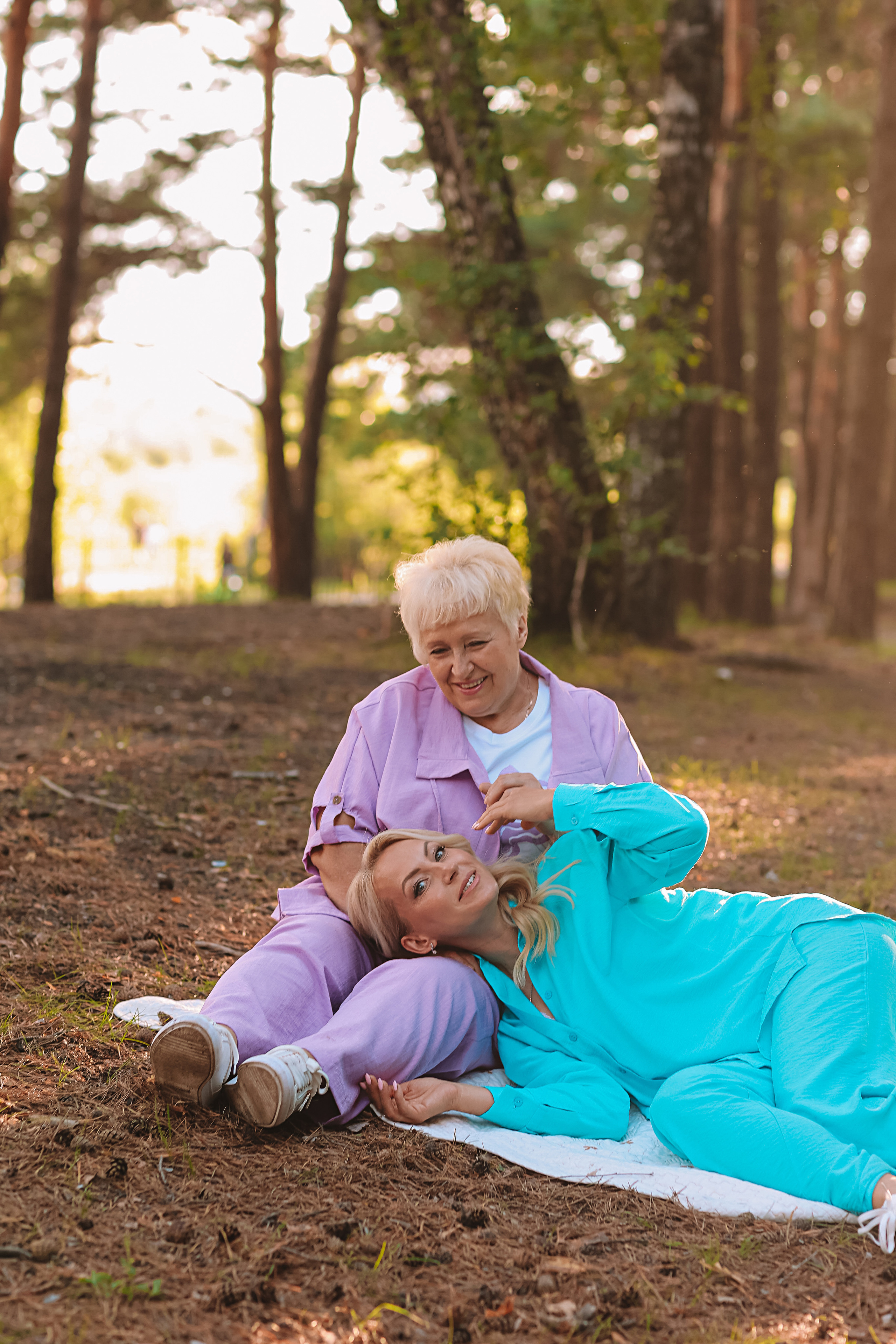 Гагаринский парк (большая семья). Семейный фотограф Тюмень, фотограф на роды Салмина Мария