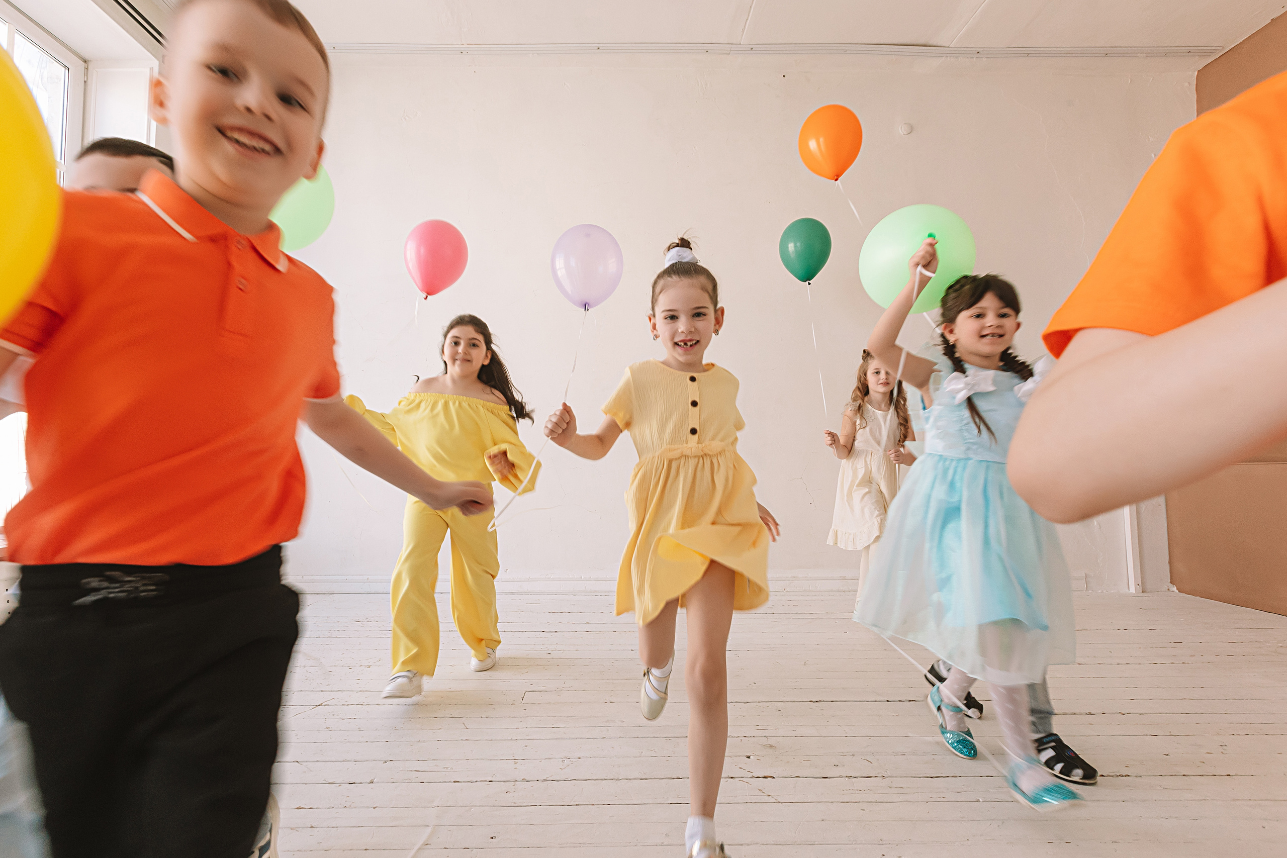 Садик в студии. Семейный фотограф Тюмень, фотограф на роды Салмина Мария