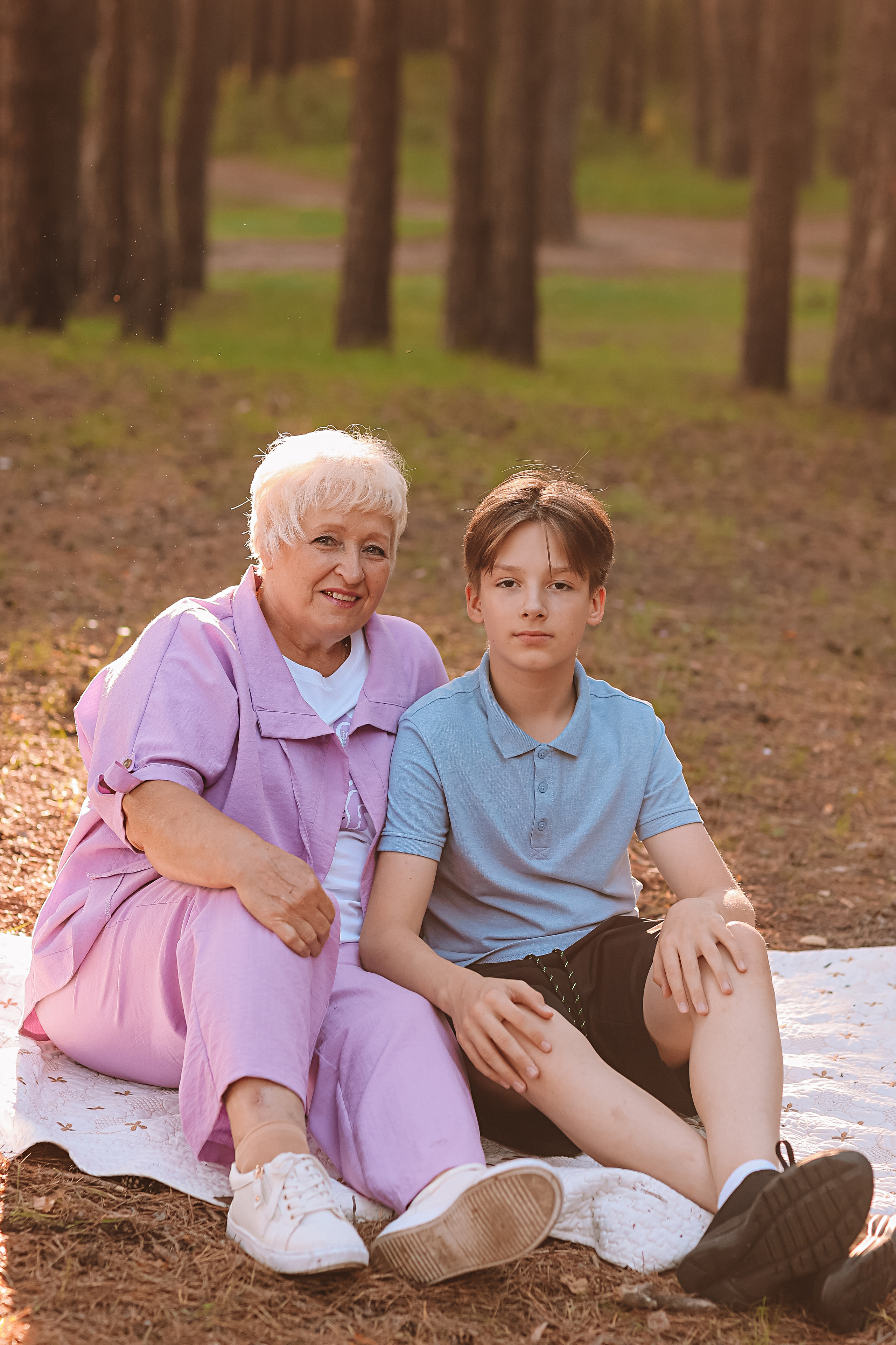 Гагаринский парк (большая семья). Семейный фотограф Тюмень, фотограф на роды Салмина Мария