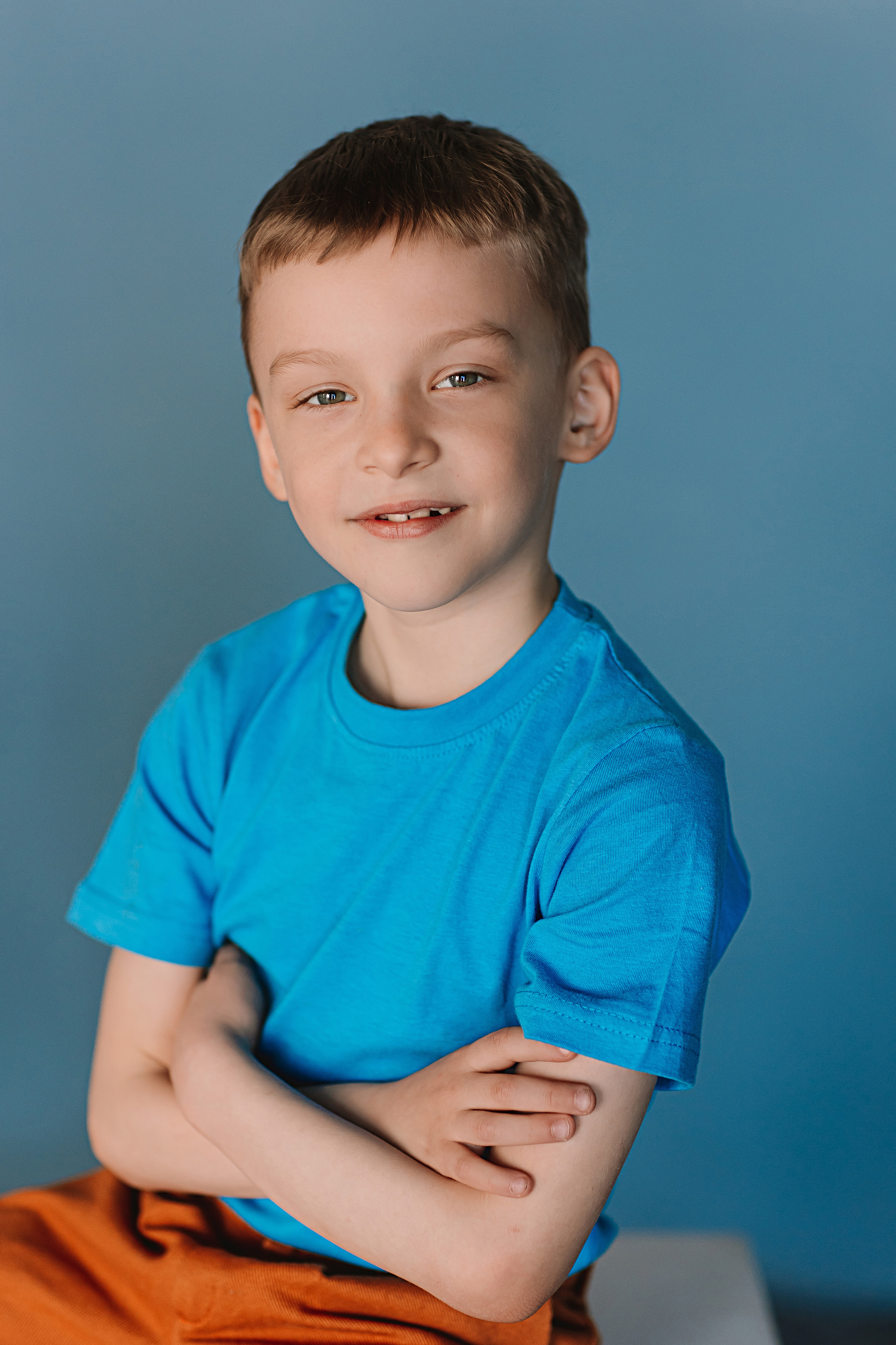 Садик в студии. Семейный фотограф Тюмень, фотограф на роды Салмина Мария