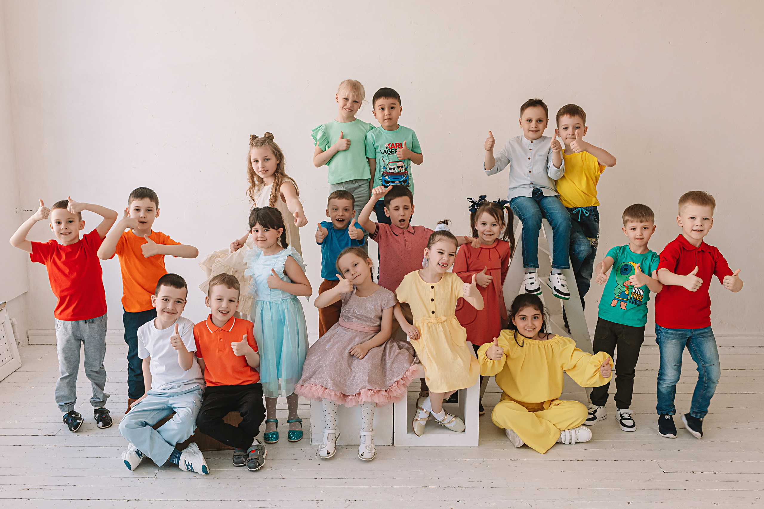 Садик в студии. Семейный фотограф Тюмень, фотограф на роды Салмина Мария