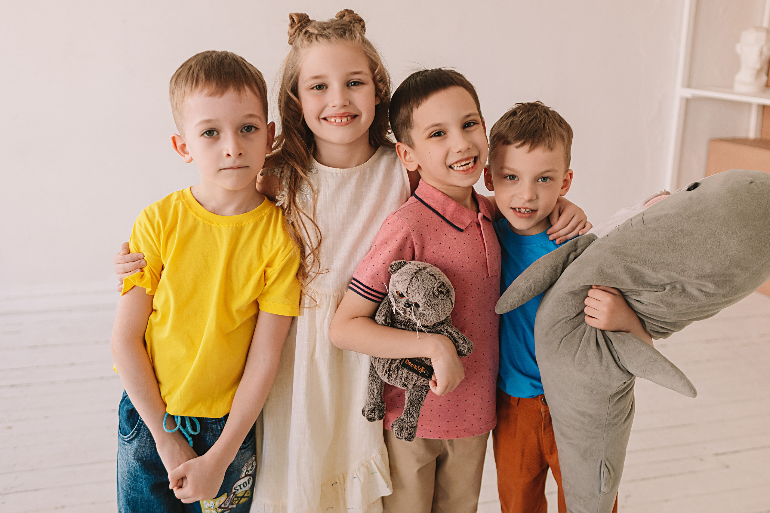 Садик в студии. Семейный фотограф Тюмень, фотограф на роды Салмина Мария