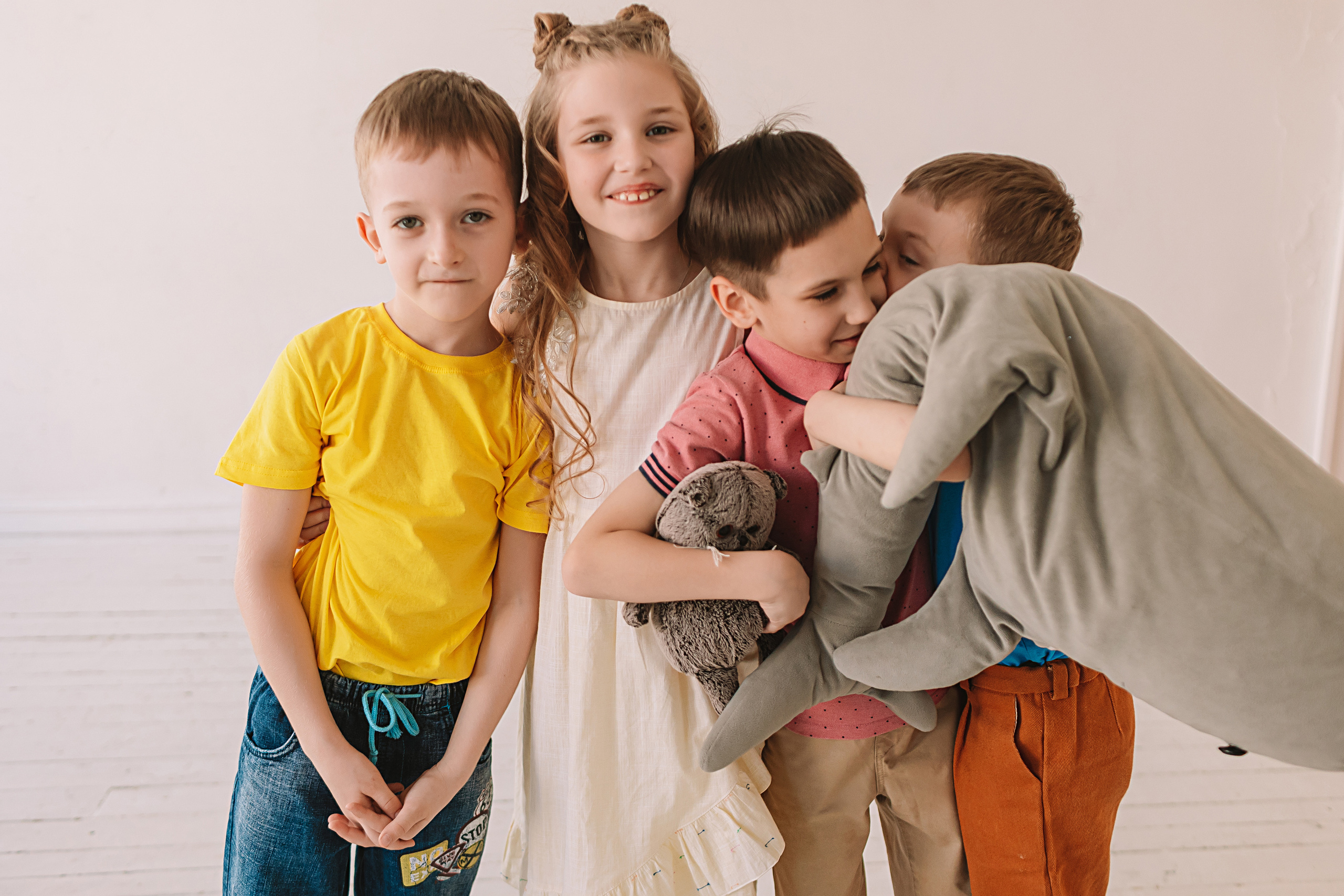 Садик в студии. Семейный фотограф Тюмень, фотограф на роды Салмина Мария