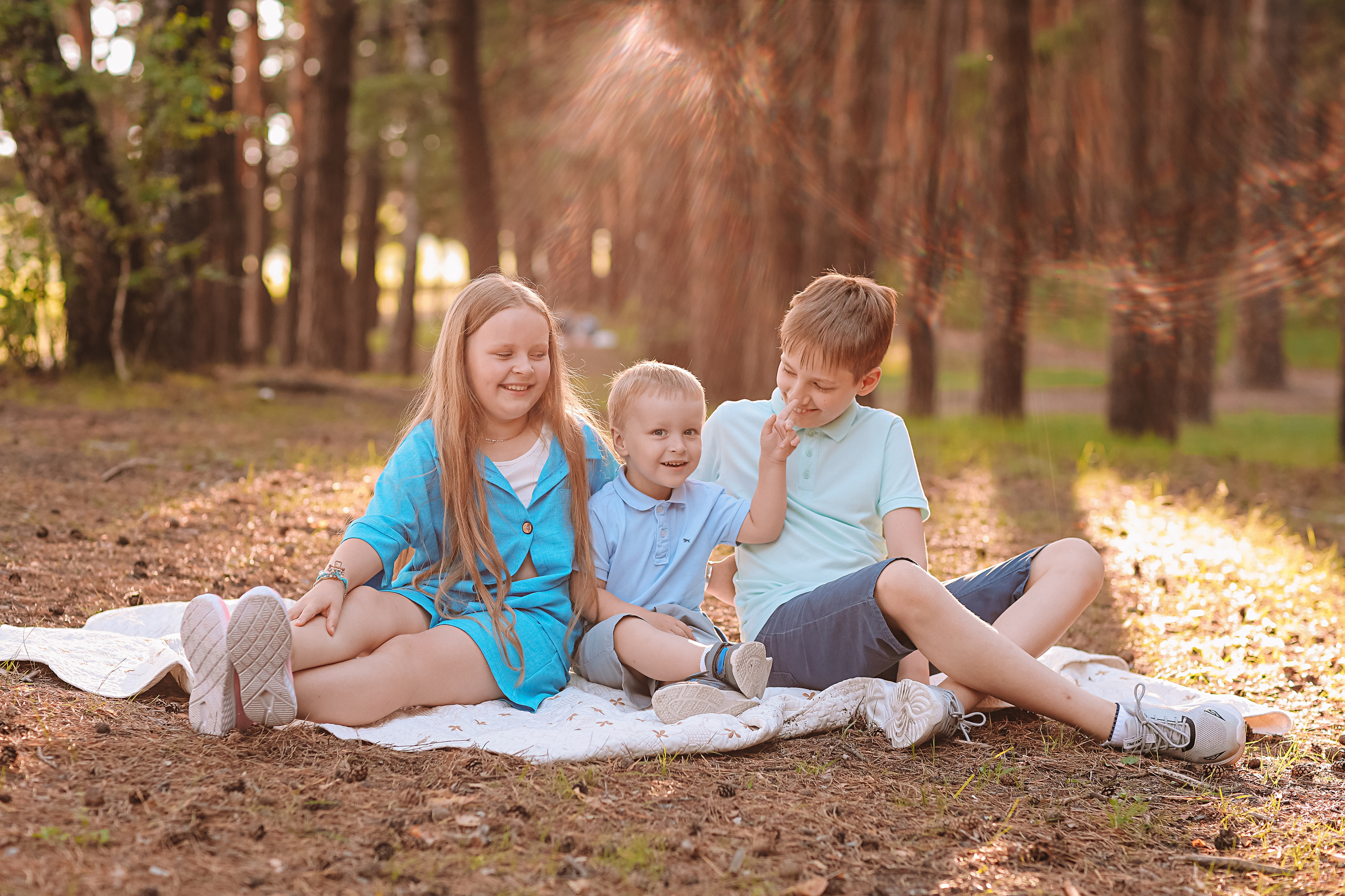 Гагаринский парк (большая семья). Семейный фотограф Тюмень, фотограф на роды Салмина Мария