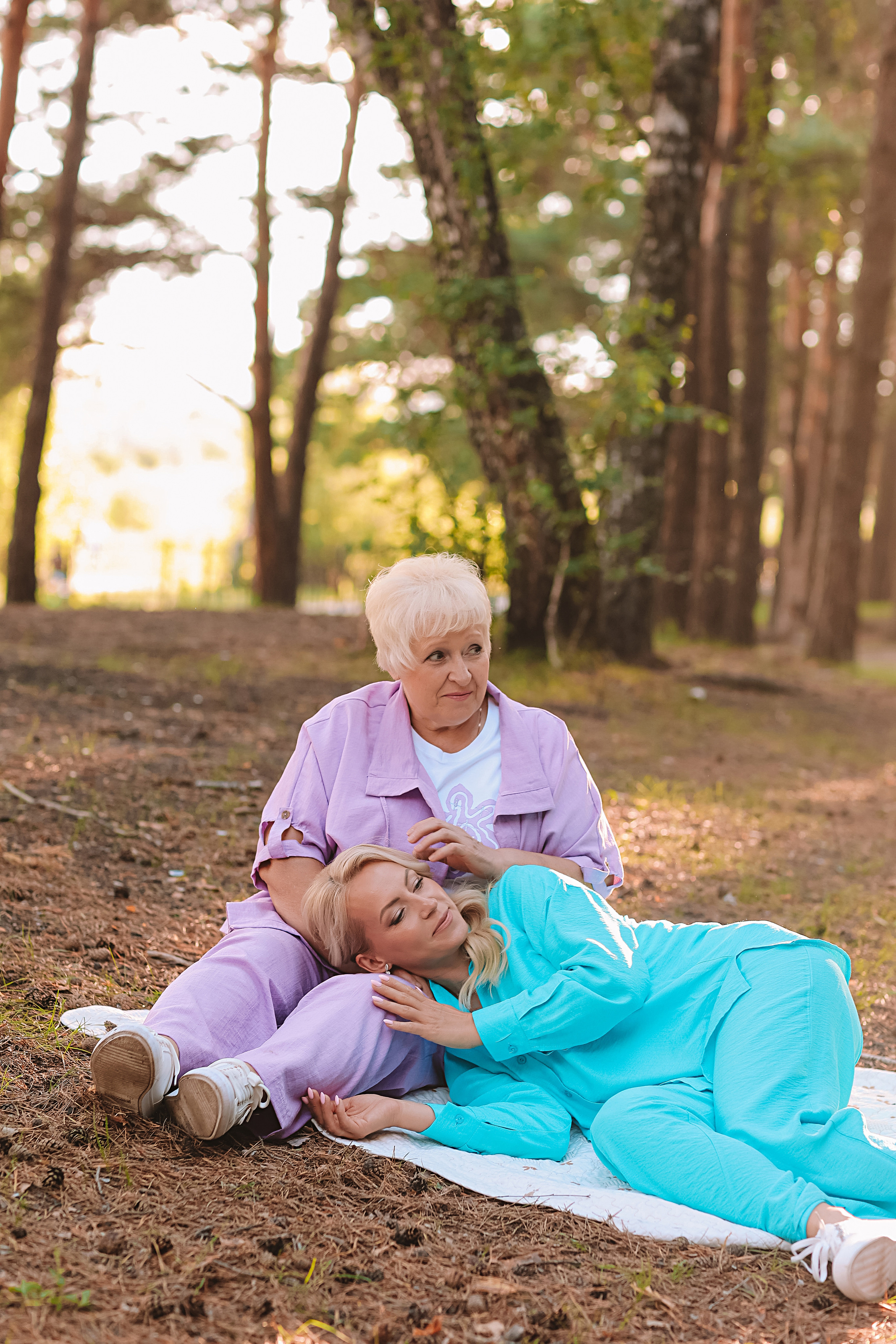 Гагаринский парк (большая семья). Семейный фотограф Тюмень, фотограф на роды Салмина Мария
