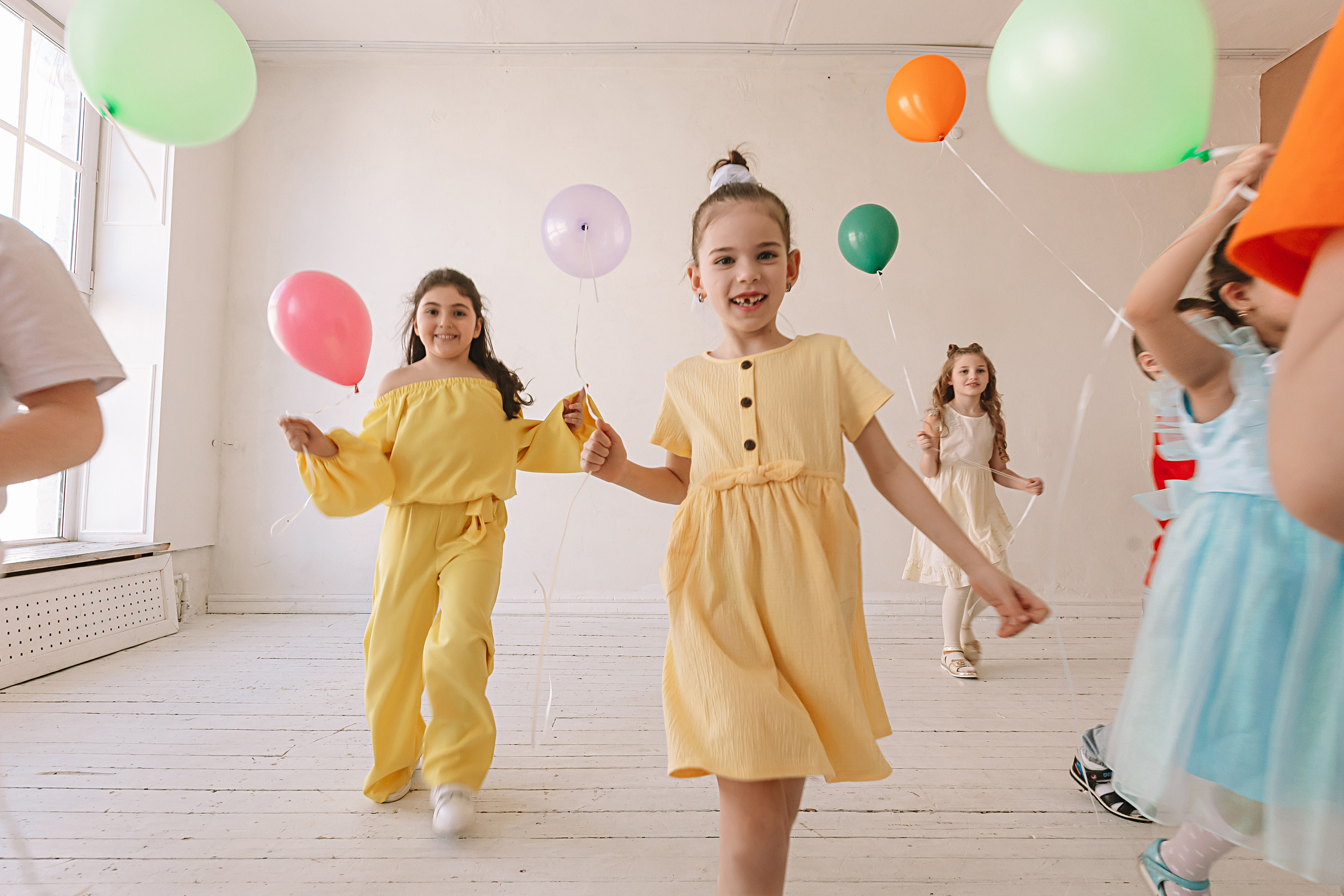 Садик в студии. Семейный фотограф Тюмень, фотограф на роды Салмина Мария
