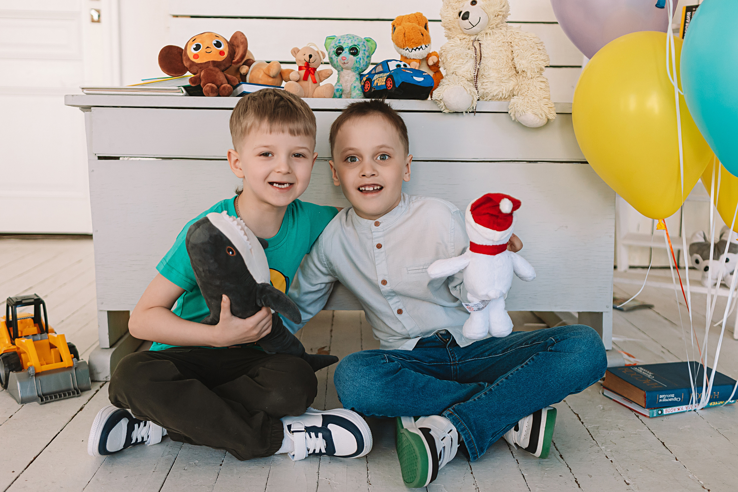 Садик в студии. Семейный фотограф Тюмень, фотограф на роды Салмина Мария