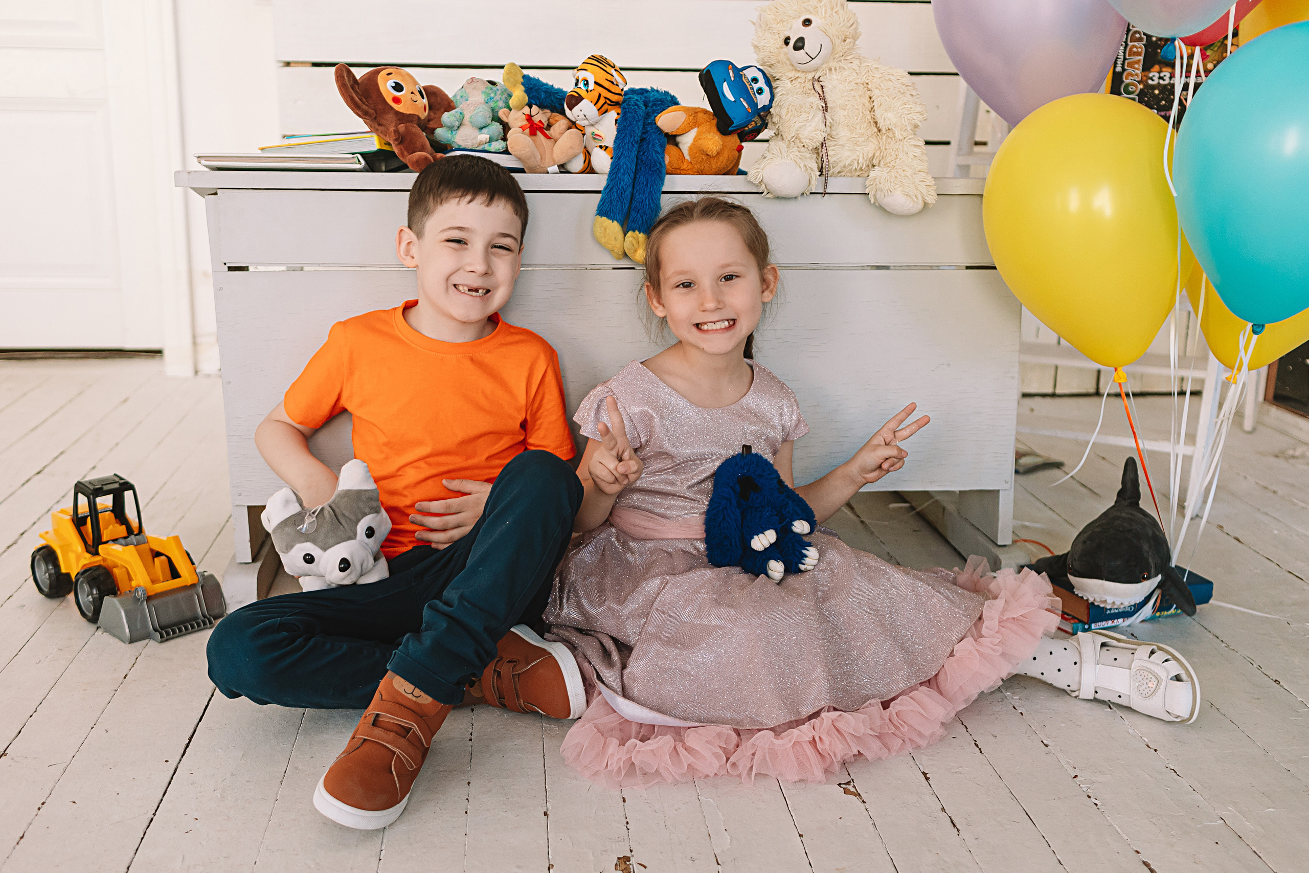 Садик в студии. Семейный фотограф Тюмень, фотограф на роды Салмина Мария