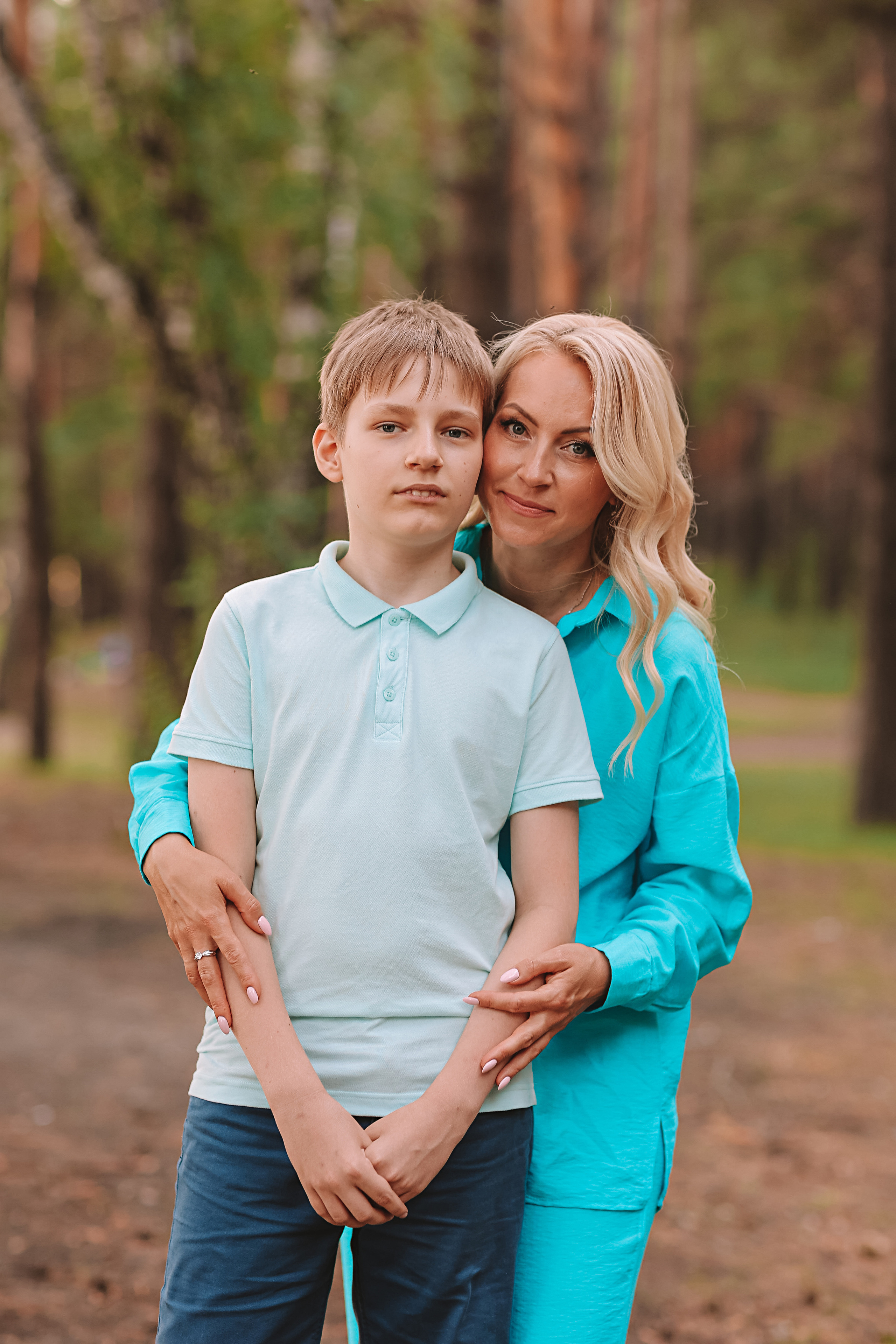 Гагаринский парк (большая семья). Семейный фотограф Тюмень, фотограф на роды Салмина Мария