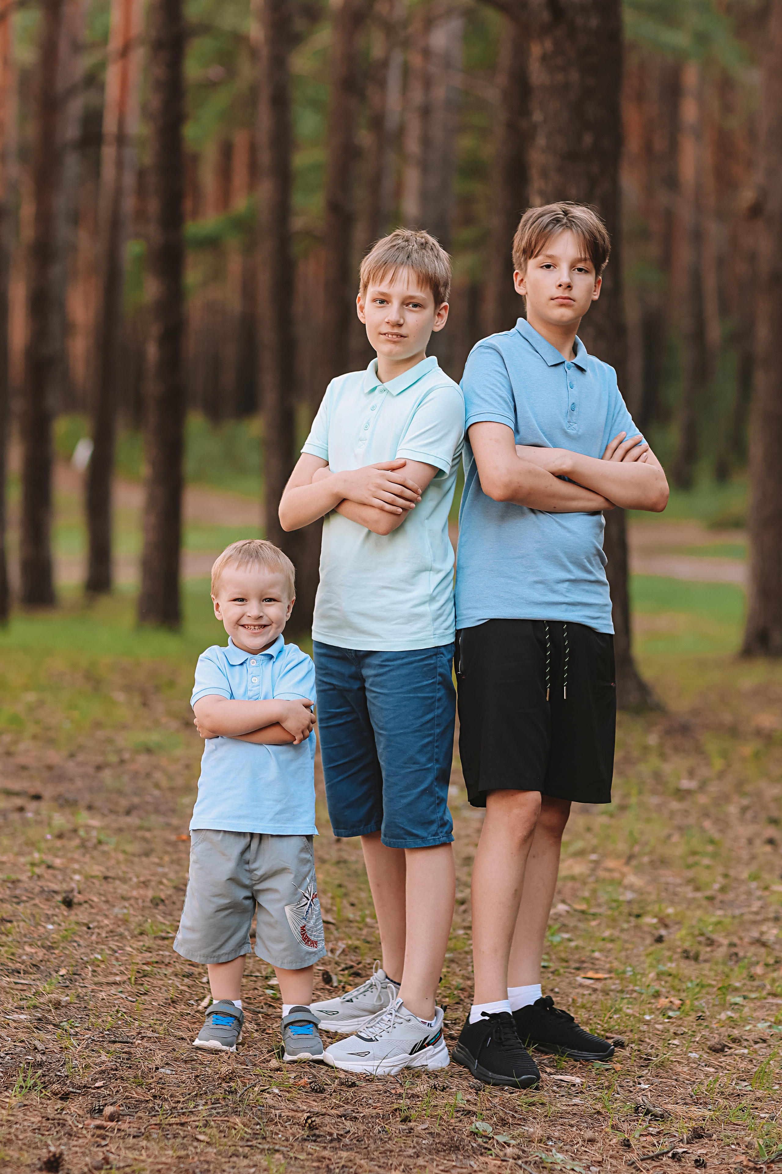 Гагаринский парк (большая семья). Семейный фотограф Тюмень, фотограф на роды Салмина Мария
