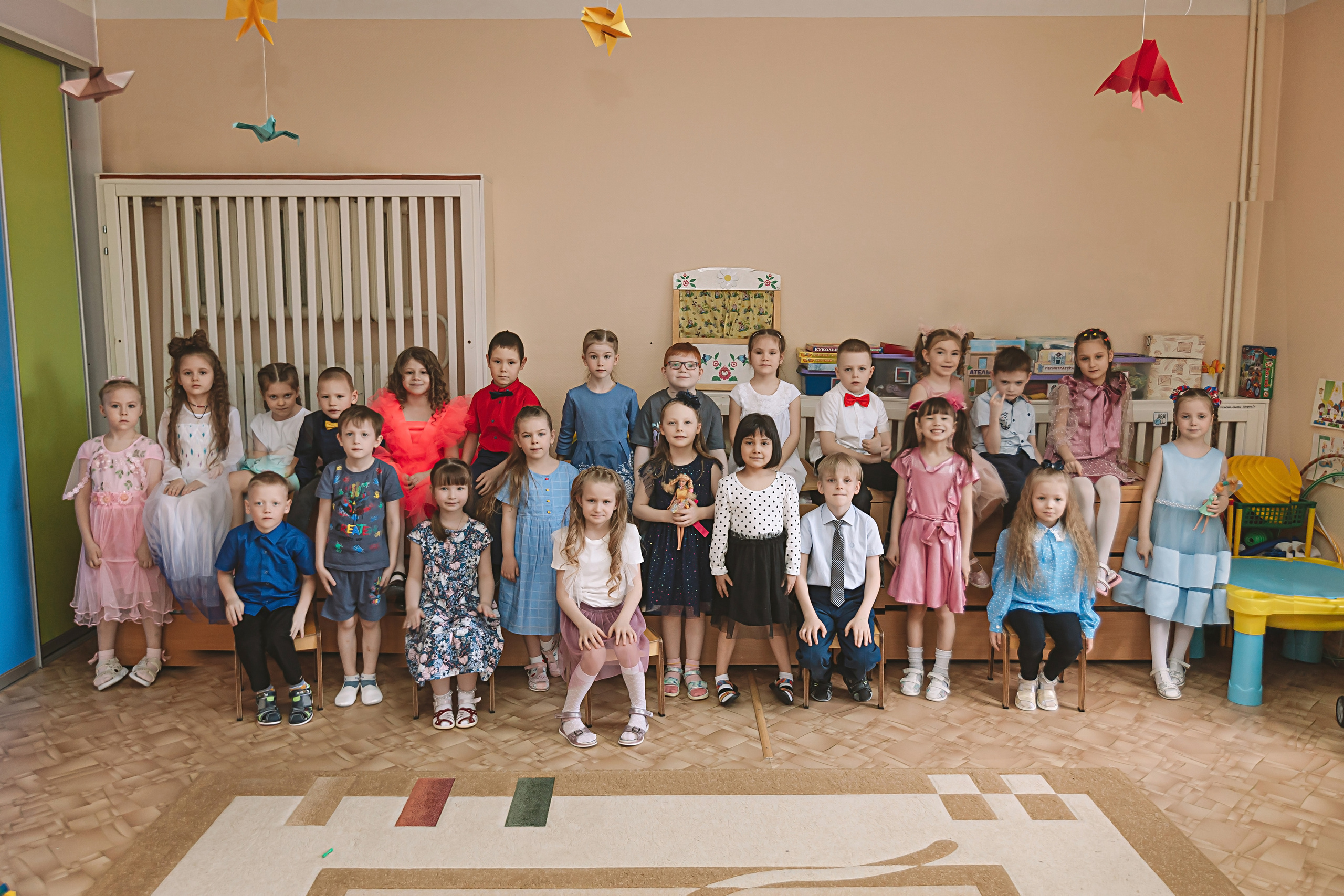 Съемка для одинаковых фотокниг садик. Семейный фотограф Тюмень, фотограф на роды Салмина Мария