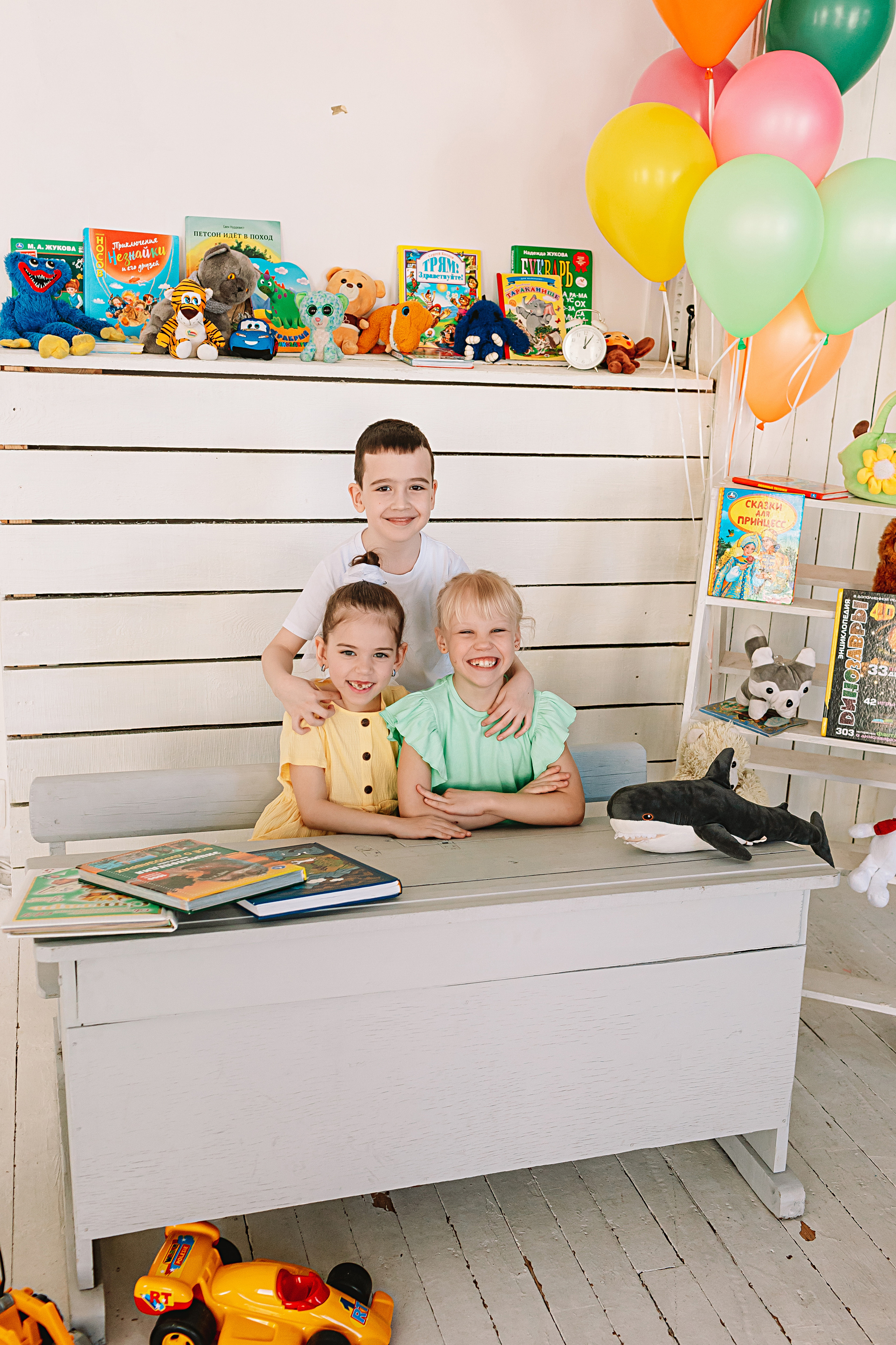 Садик в студии. Семейный фотограф Тюмень, фотограф на роды Салмина Мария